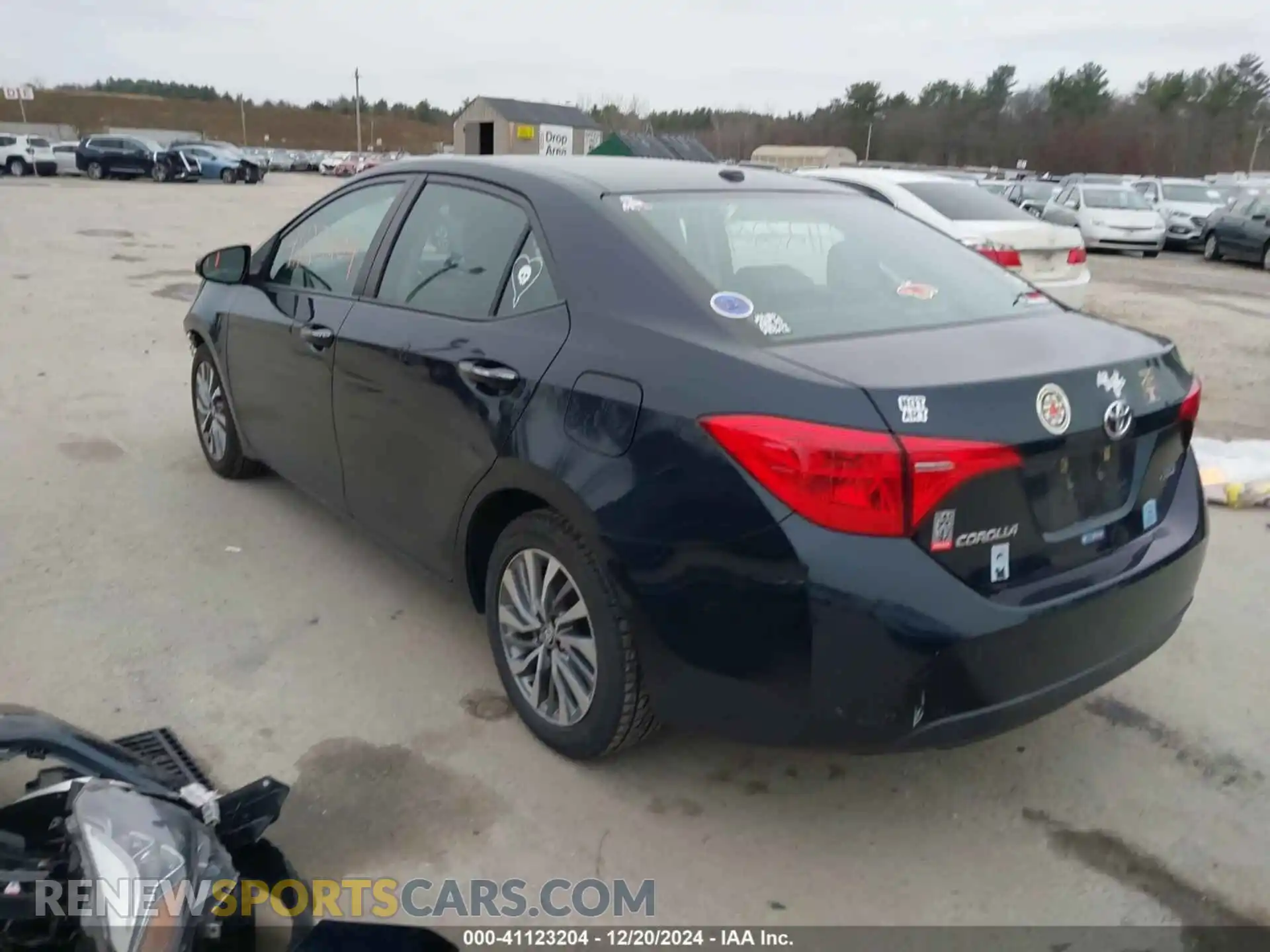 3 Photograph of a damaged car 2T1BURHE6KC221998 TOYOTA COROLLA 2019