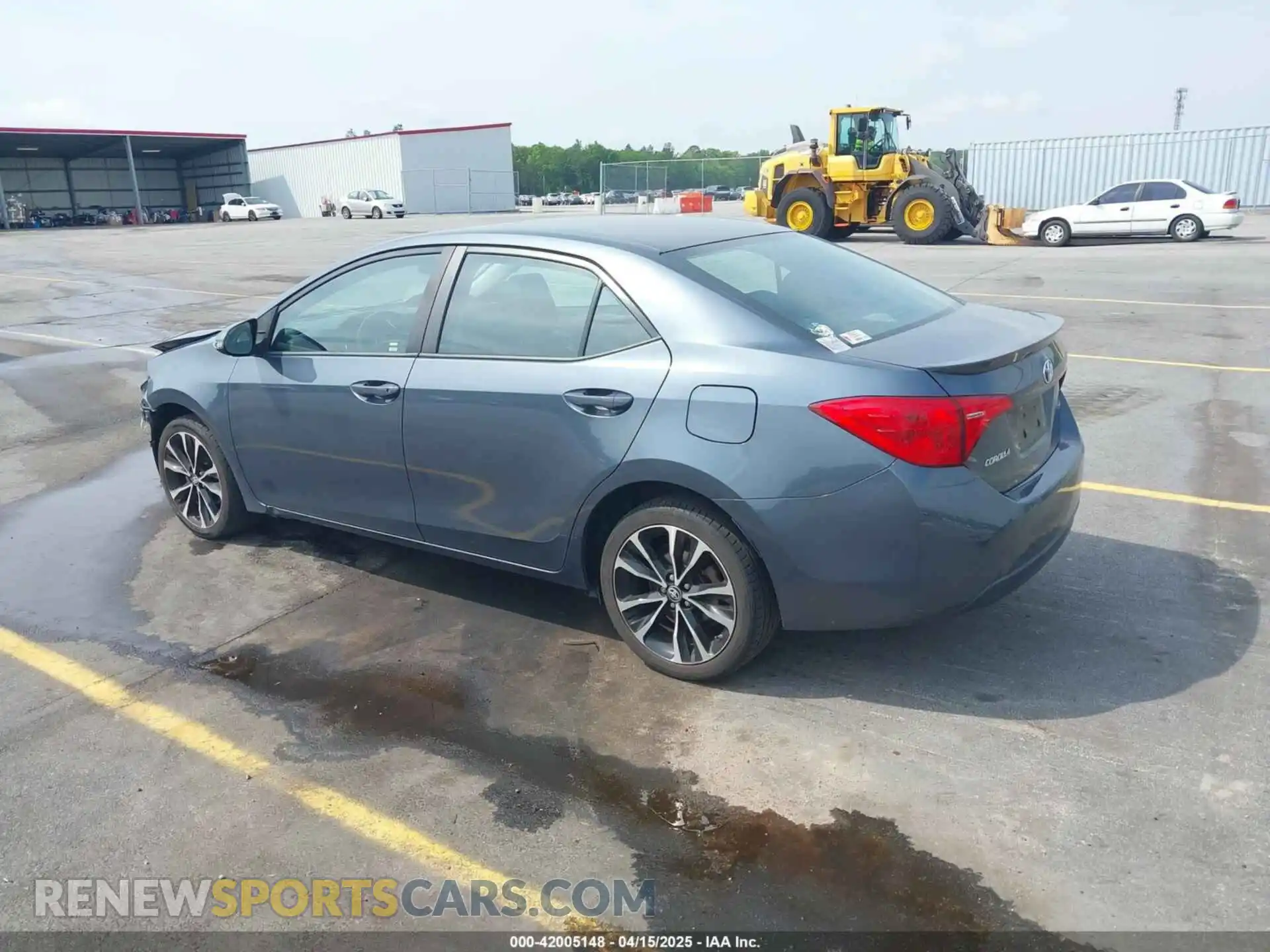 3 Photograph of a damaged car 2T1BURHE6KC223220 TOYOTA COROLLA 2019