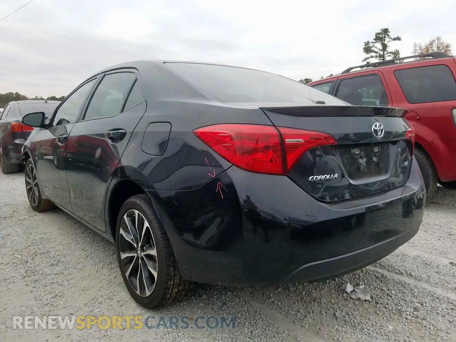 3 Photograph of a damaged car 2T1BURHE6KC224092 TOYOTA COROLLA 2019