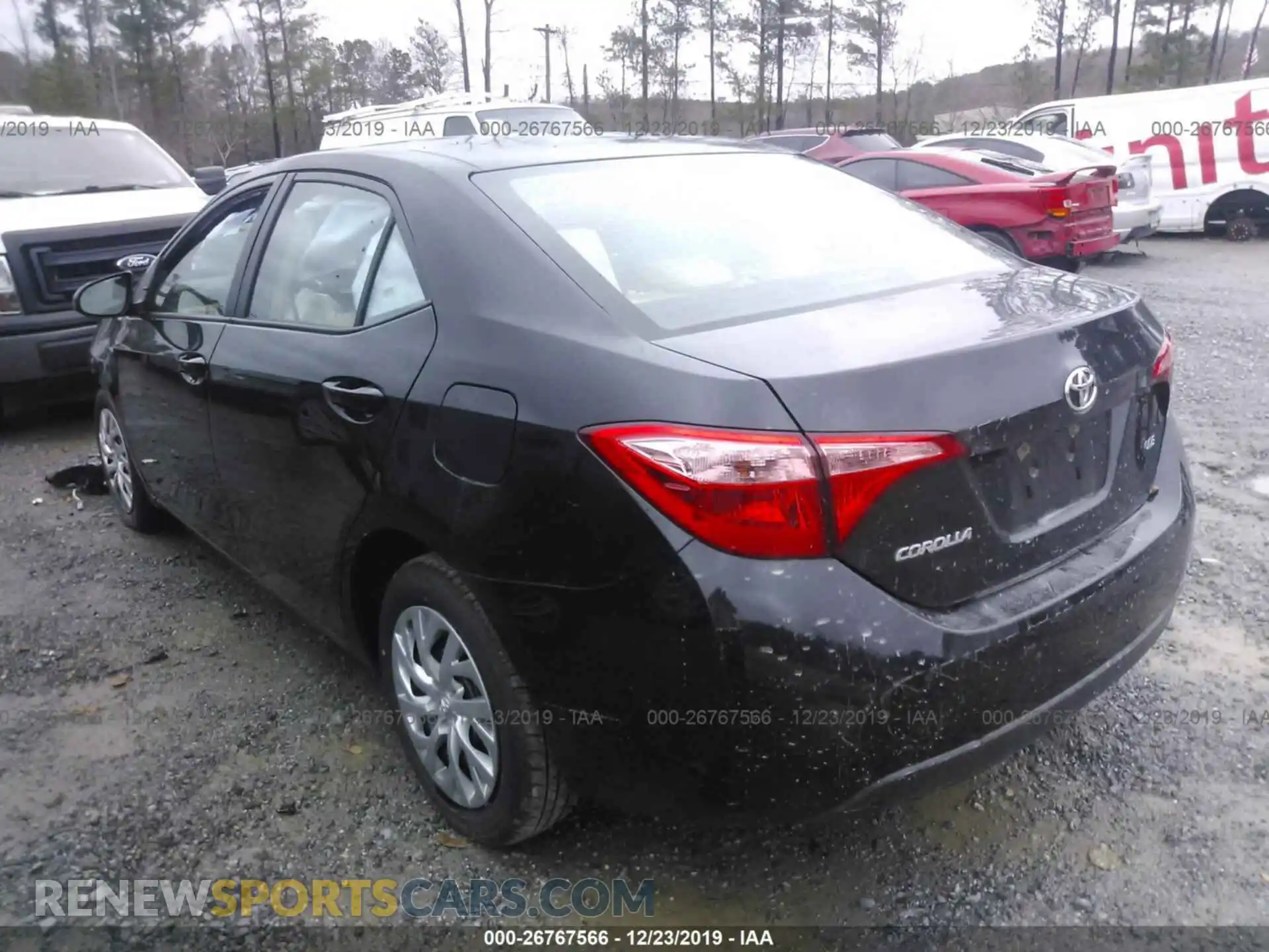 3 Photograph of a damaged car 2T1BURHE6KC235237 TOYOTA COROLLA 2019