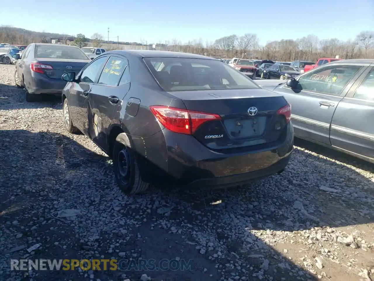 3 Photograph of a damaged car 2T1BURHE6KC239384 TOYOTA COROLLA 2019