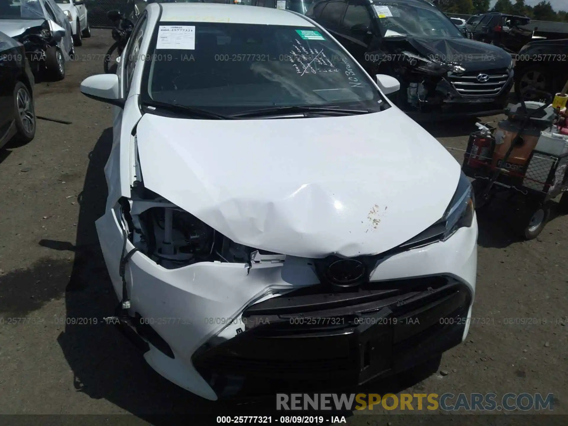 6 Photograph of a damaged car 2T1BURHE6KC240177 TOYOTA COROLLA 2019