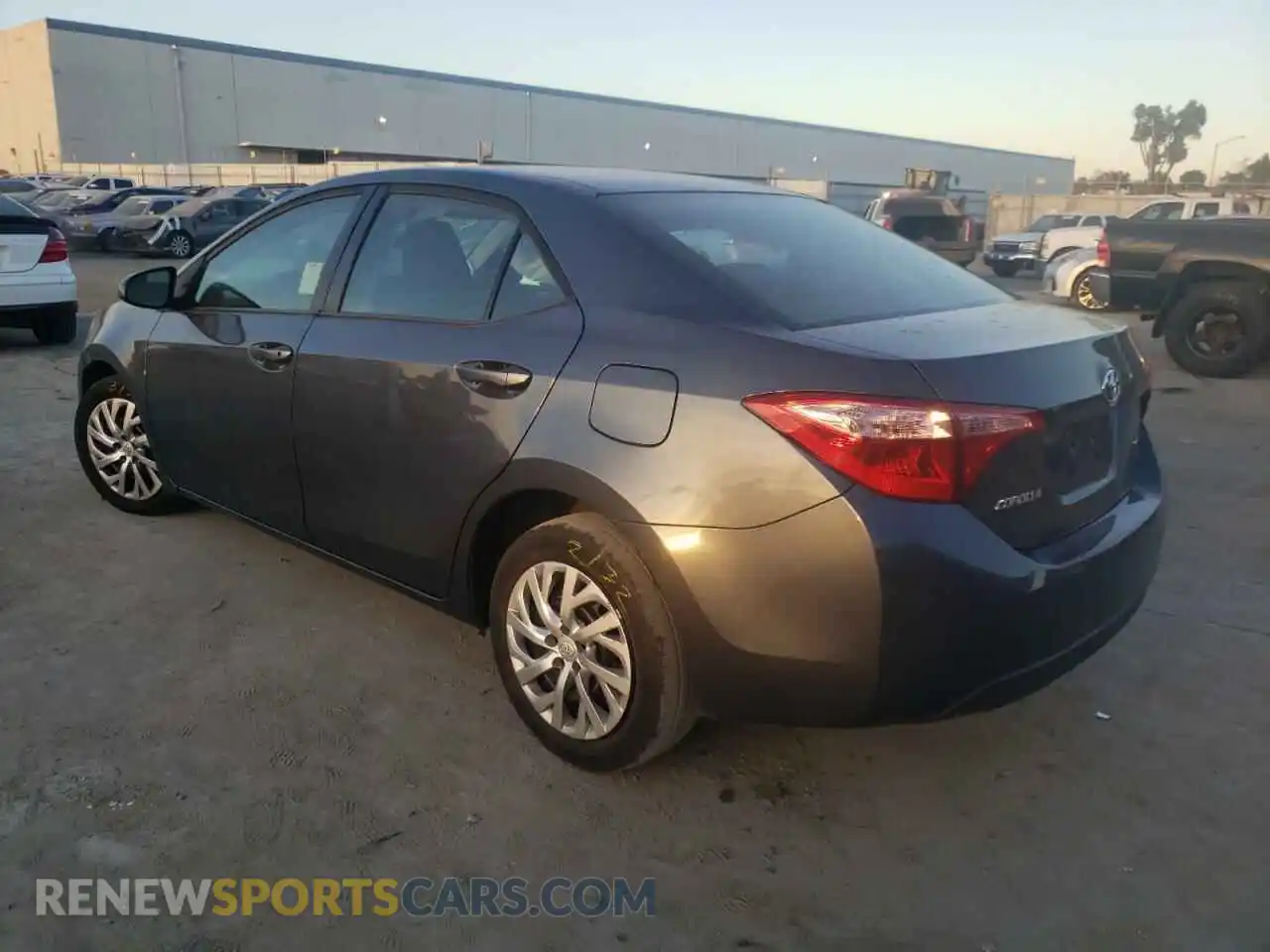 2 Photograph of a damaged car 2T1BURHE6KC246593 TOYOTA COROLLA 2019