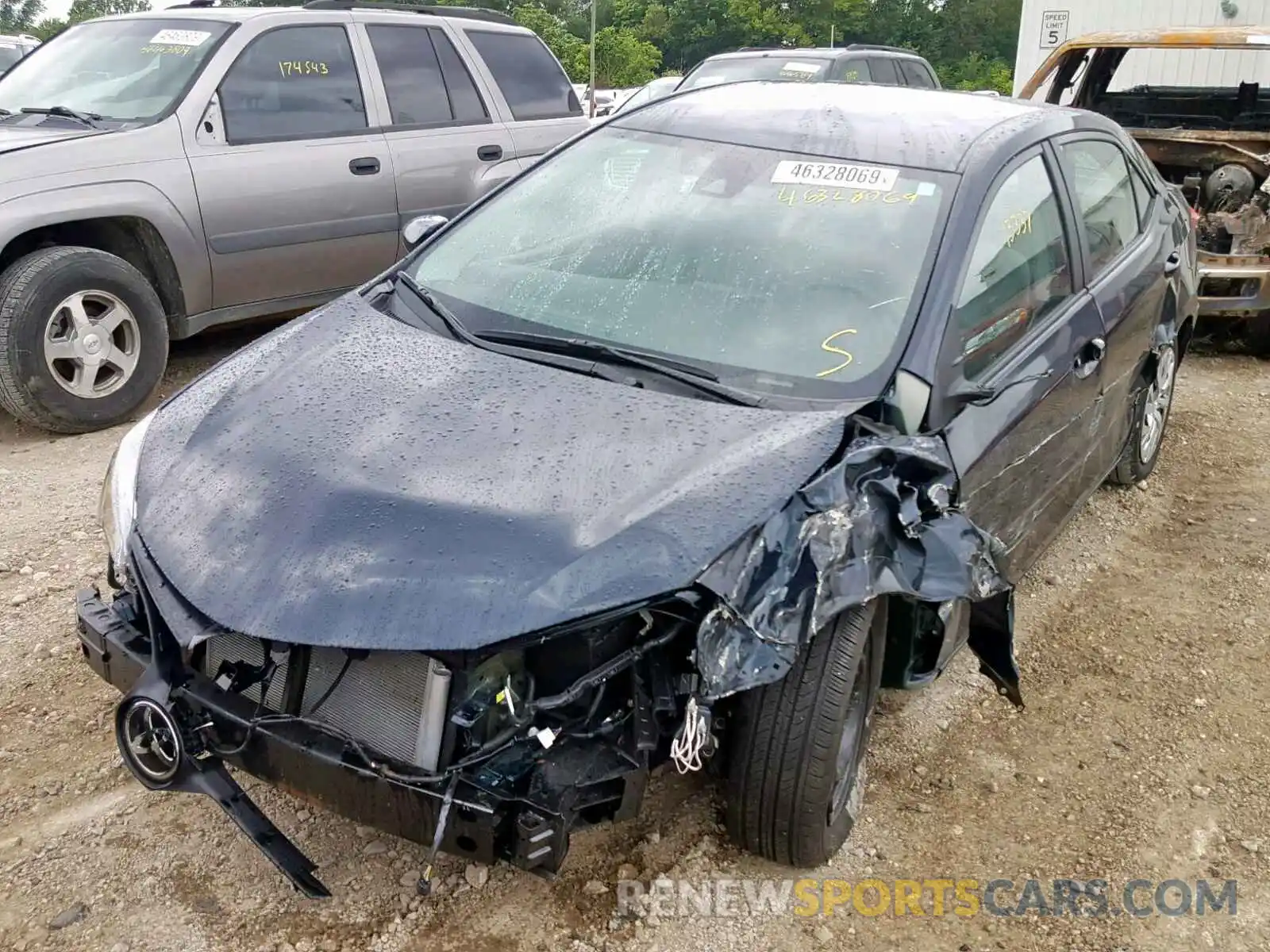 2 Photograph of a damaged car 2T1BURHE7KC128133 TOYOTA COROLLA 2019