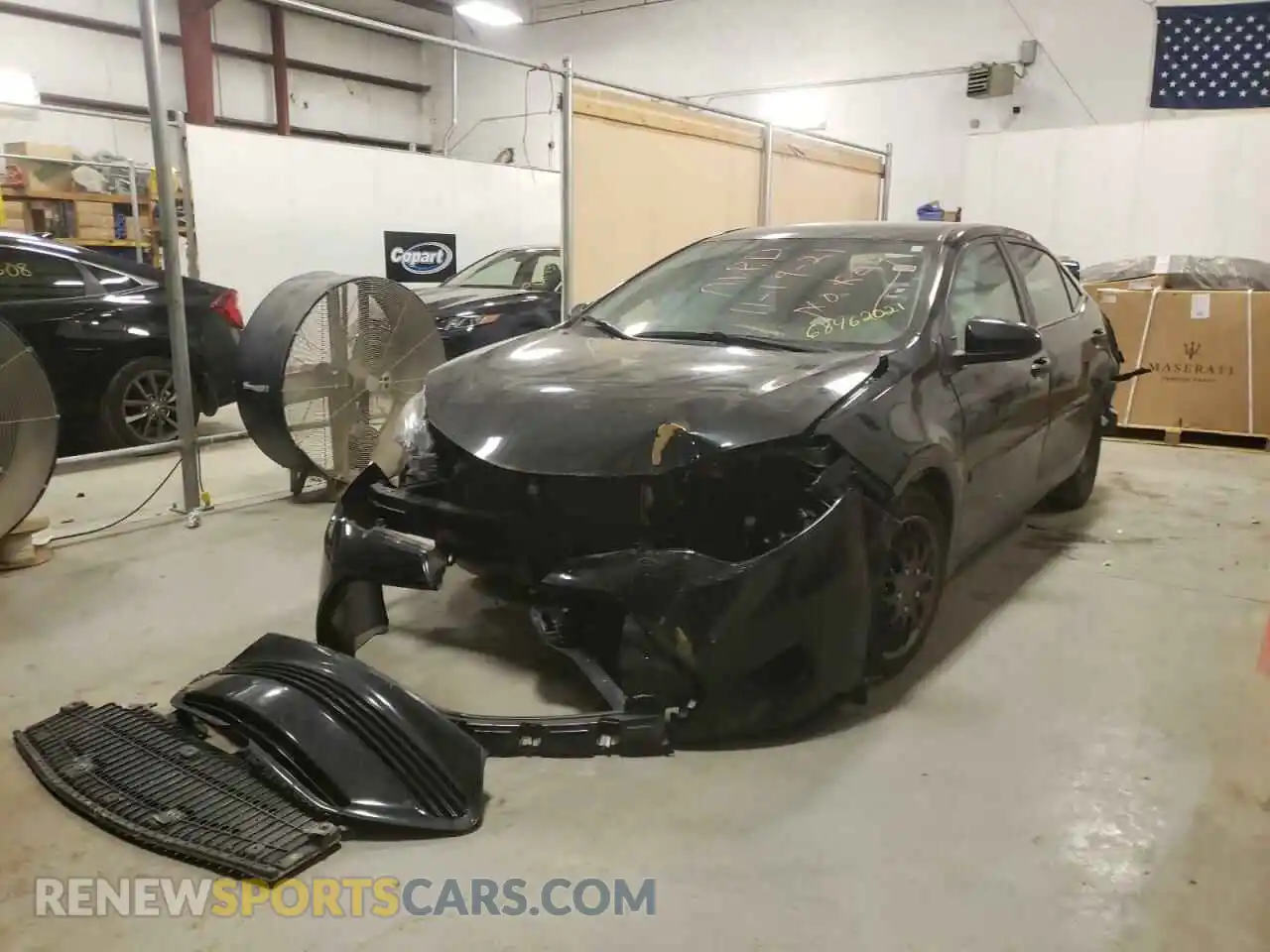 2 fotografías del automóvil dañado 2T1BURHE7KC130383 TOYOTA COROLLA 2019