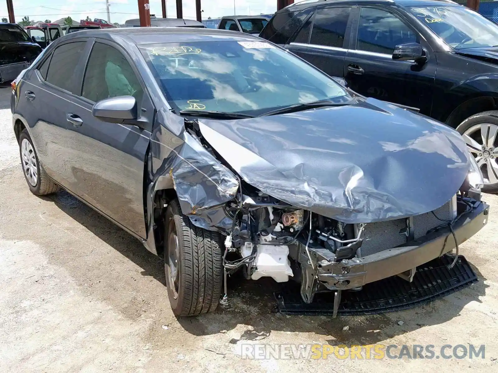 1 Photograph of a damaged car 2T1BURHE7KC131422 TOYOTA COROLLA 2019