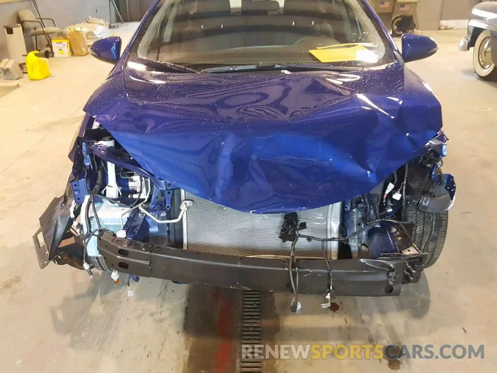 9 Photograph of a damaged car 2T1BURHE7KC133560 TOYOTA COROLLA 2019
