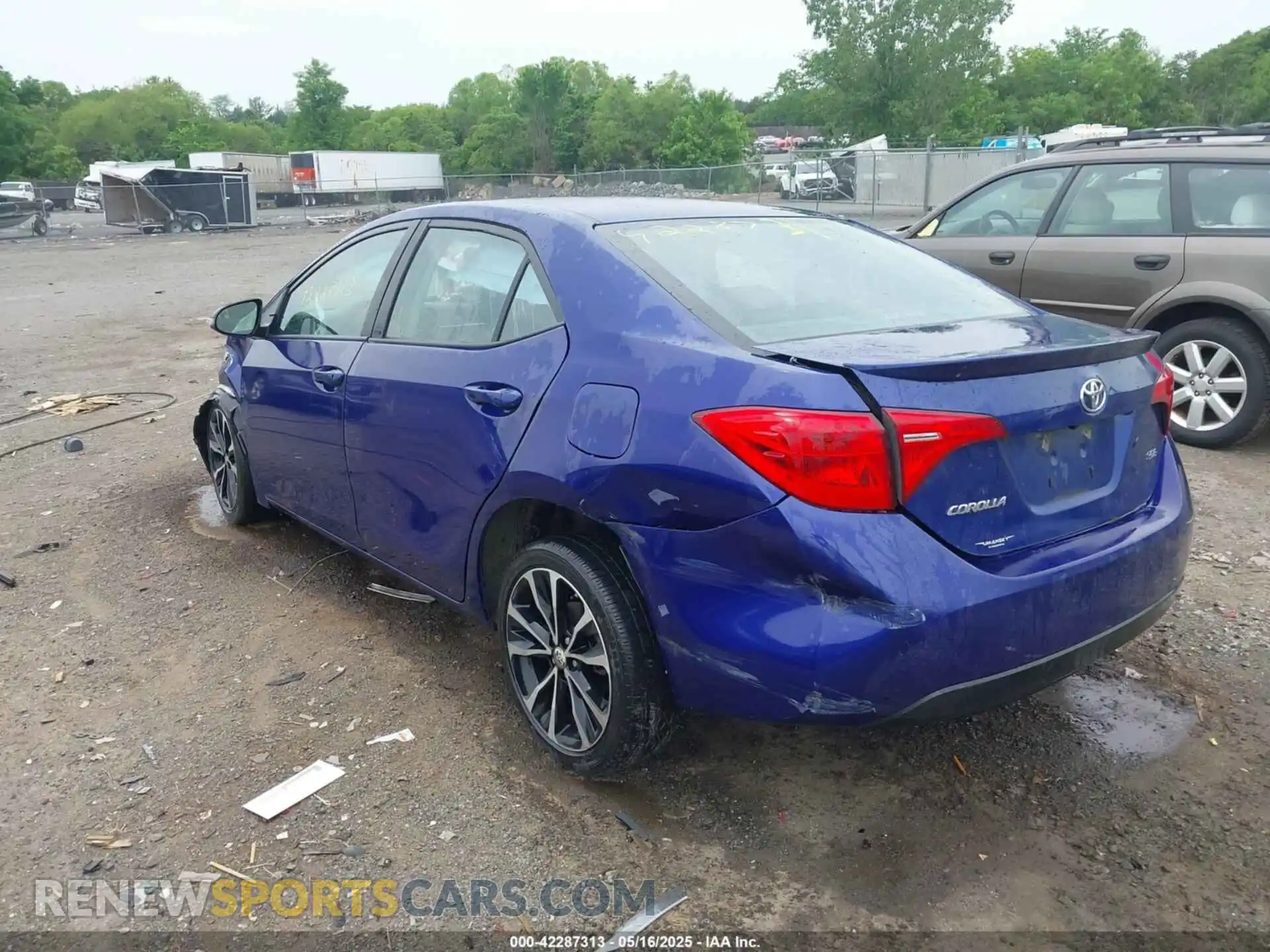 3 Photograph of a damaged car 2T1BURHE7KC139584 TOYOTA COROLLA 2019