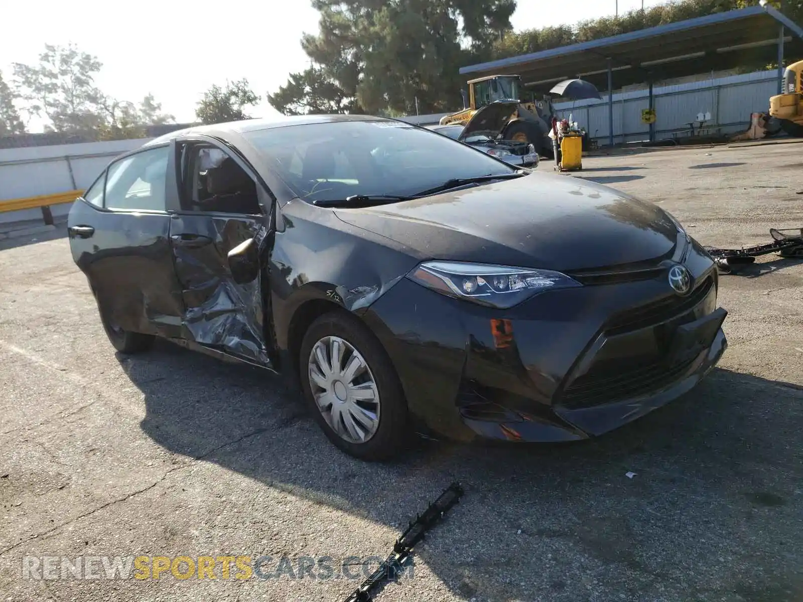 1 Photograph of a damaged car 2T1BURHE7KC140282 TOYOTA COROLLA 2019