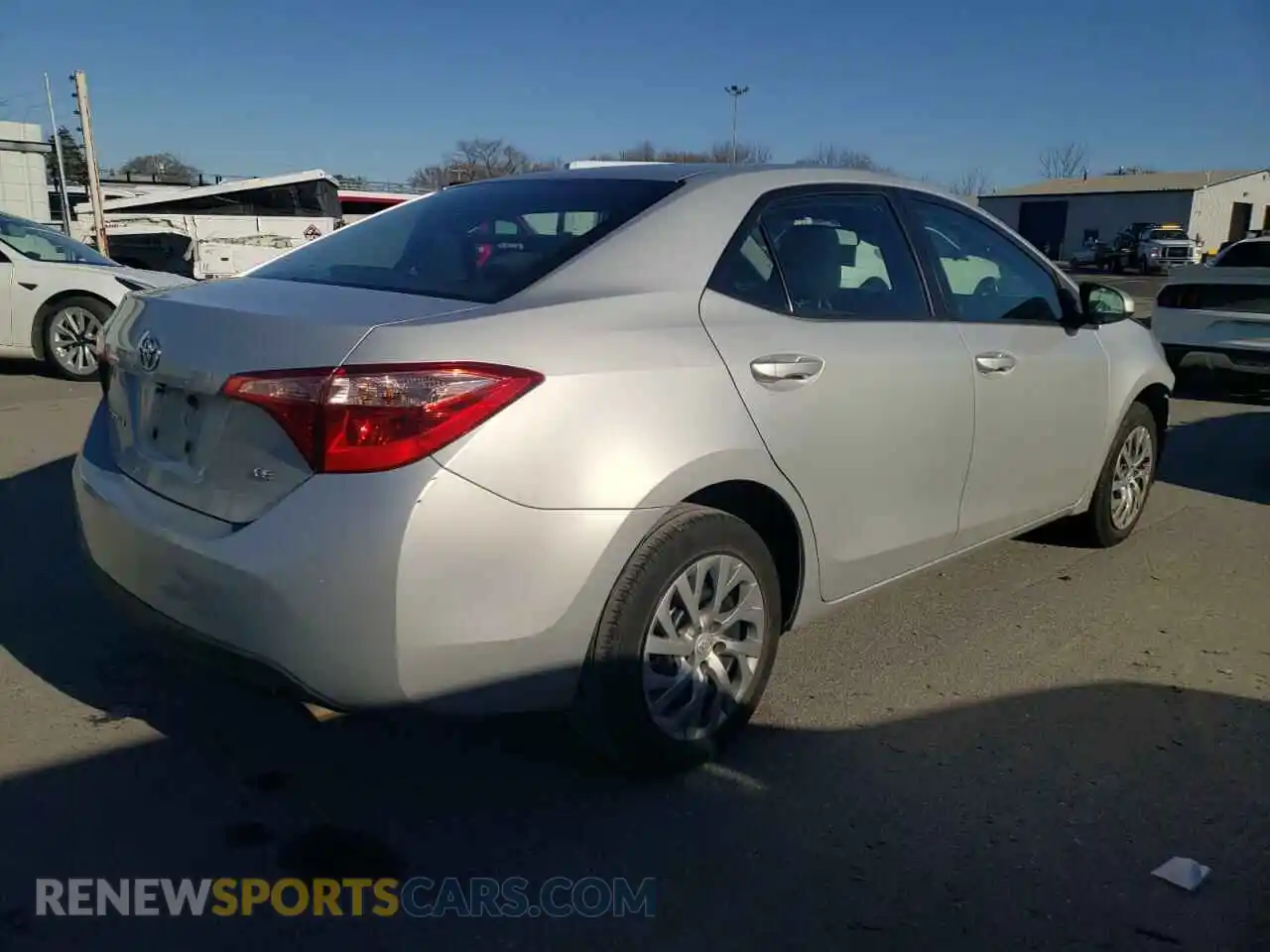3 Photograph of a damaged car 2T1BURHE7KC142128 TOYOTA COROLLA 2019