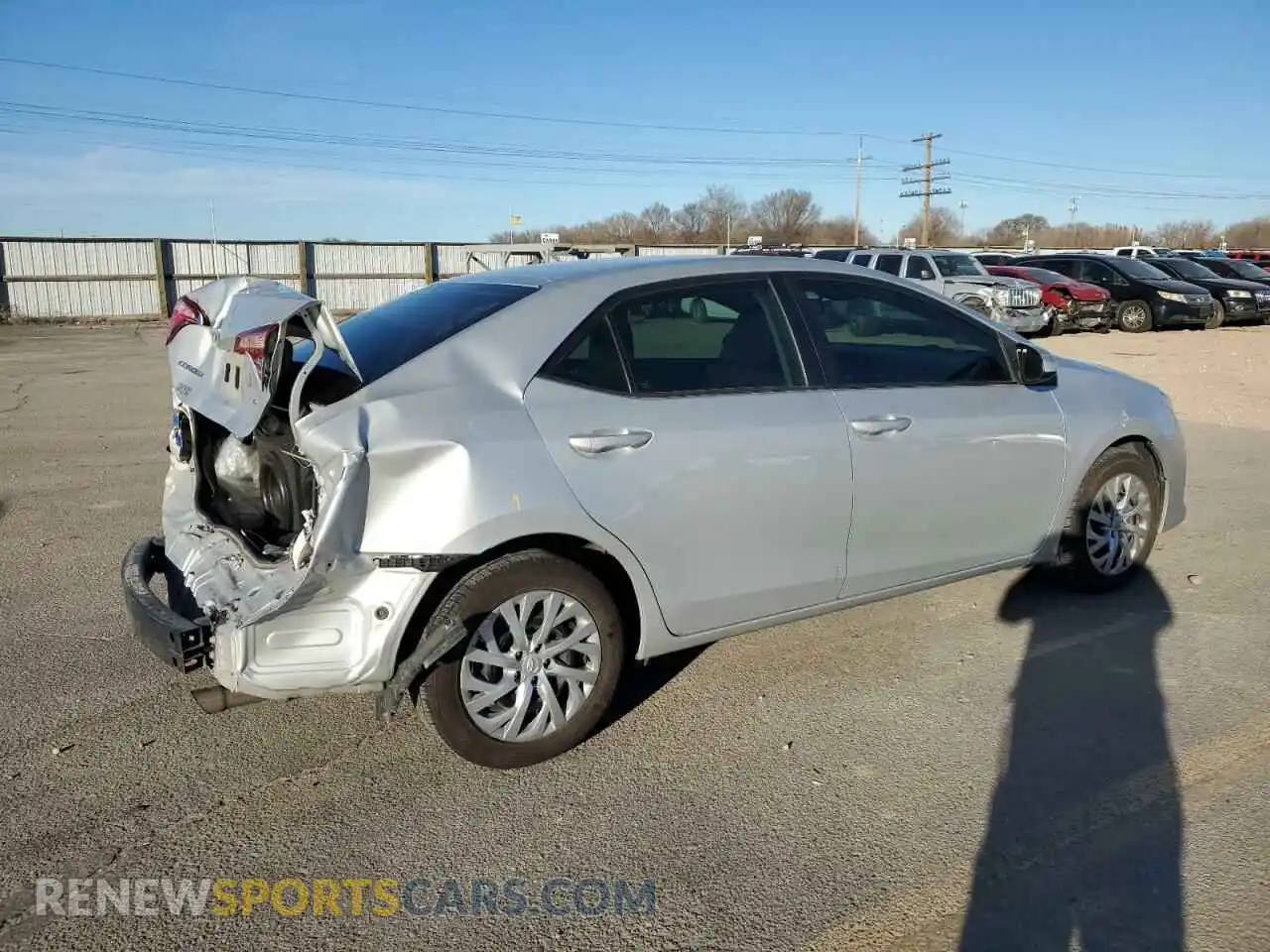 3 Photograph of a damaged car 2T1BURHE7KC150245 TOYOTA COROLLA 2019