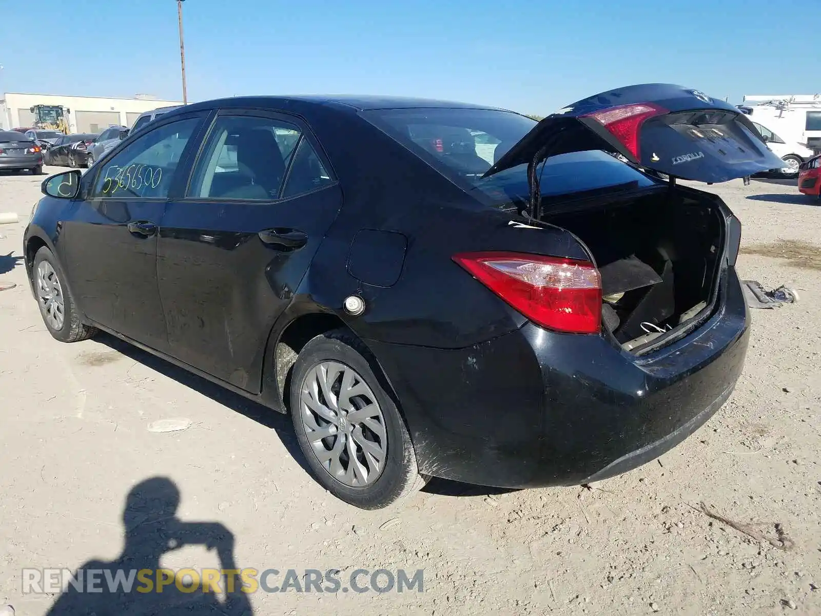 3 Photograph of a damaged car 2T1BURHE7KC150360 TOYOTA COROLLA 2019