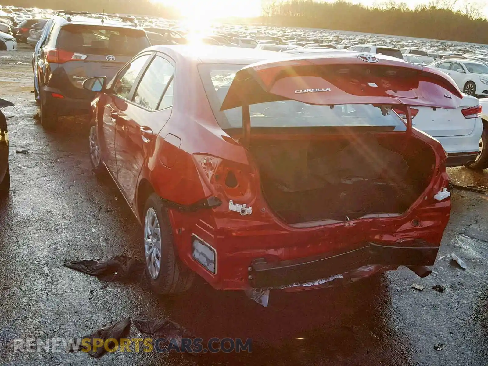 3 Photograph of a damaged car 2T1BURHE7KC159334 TOYOTA COROLLA 2019