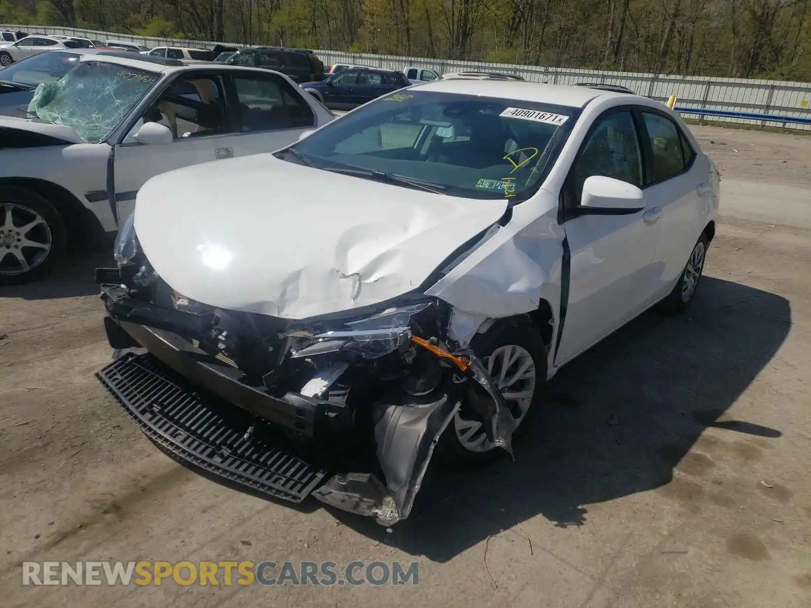 2 Photograph of a damaged car 2T1BURHE7KC160323 TOYOTA COROLLA 2019
