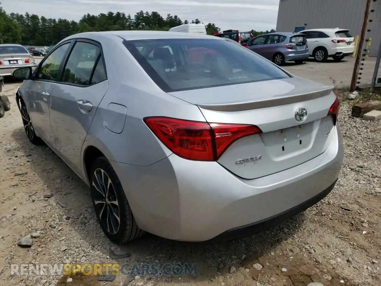 3 Photograph of a damaged car 2T1BURHE7KC162833 TOYOTA COROLLA 2019