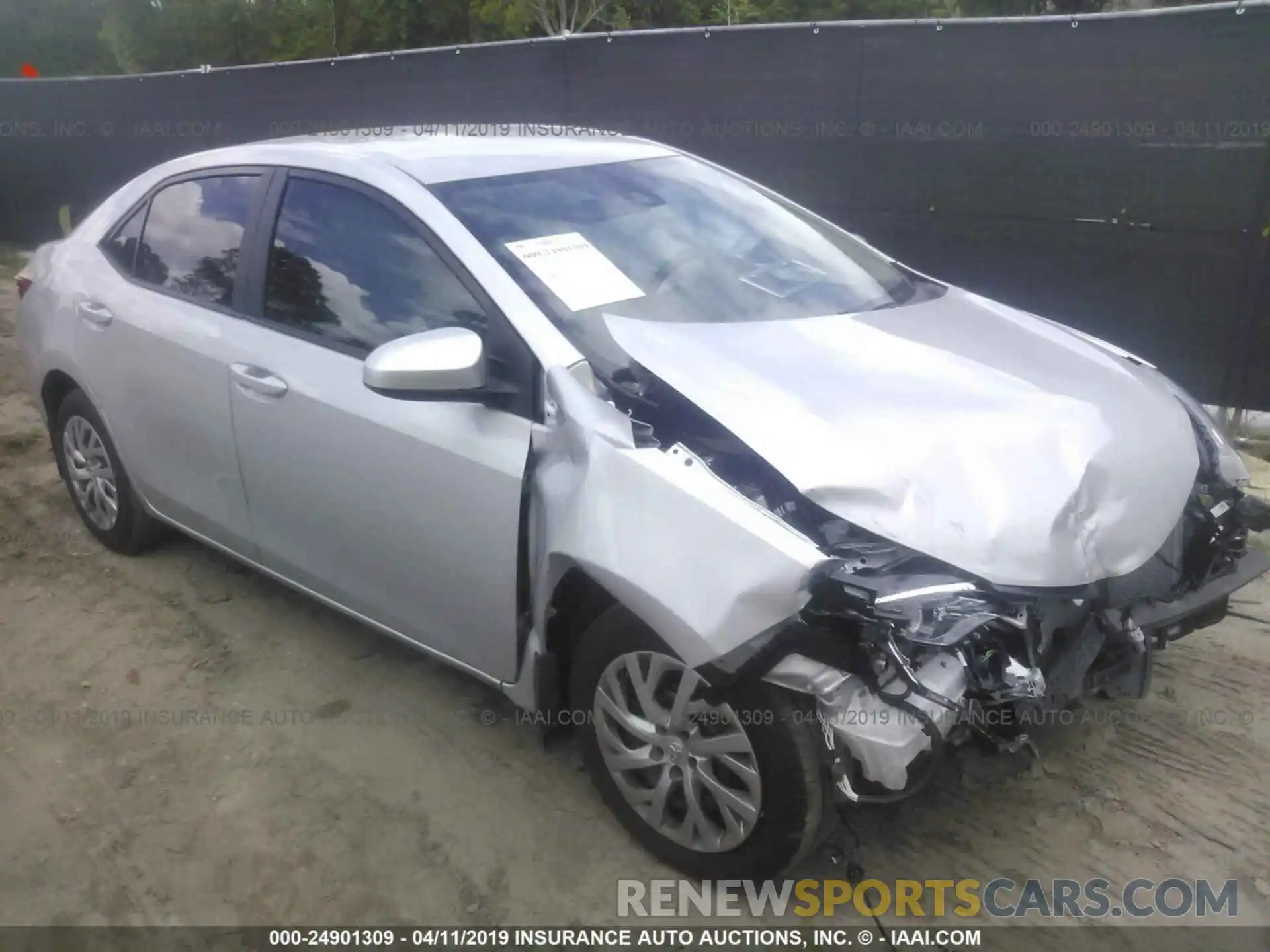 1 Photograph of a damaged car 2T1BURHE7KC163657 TOYOTA COROLLA 2019