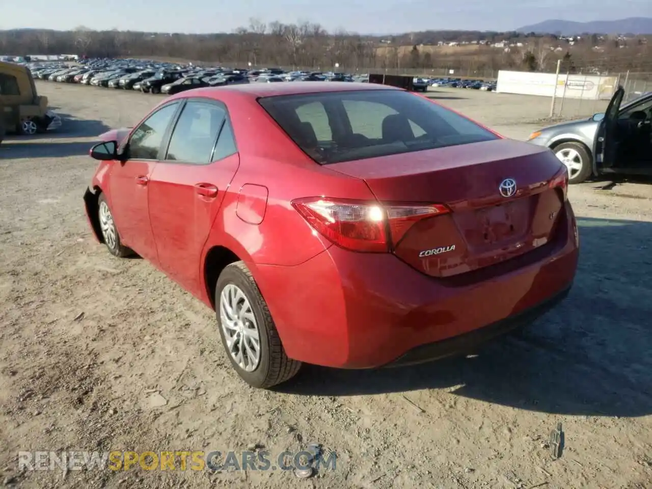 3 Photograph of a damaged car 2T1BURHE7KC180975 TOYOTA COROLLA 2019