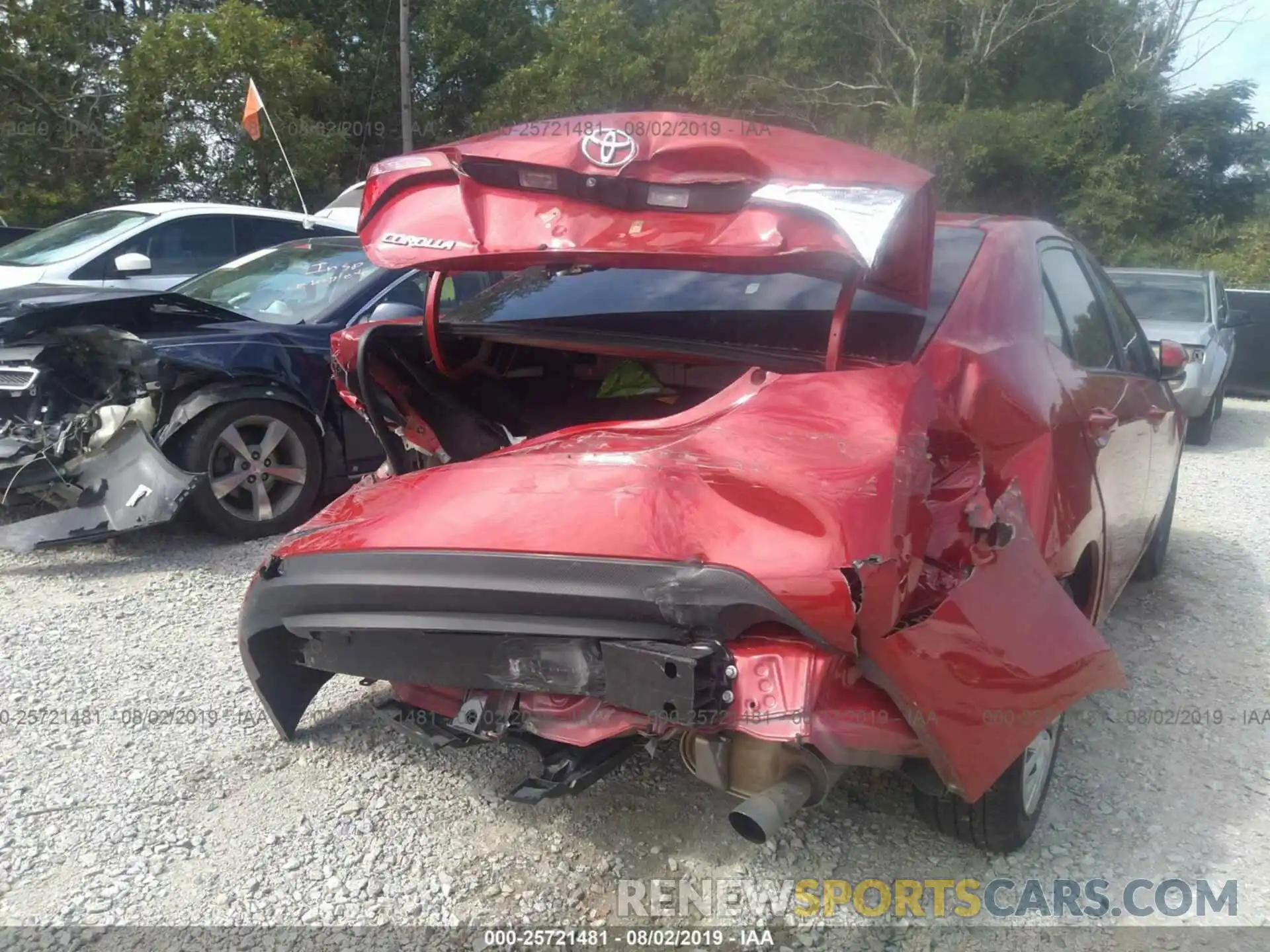 6 Photograph of a damaged car 2T1BURHE7KC185187 TOYOTA COROLLA 2019