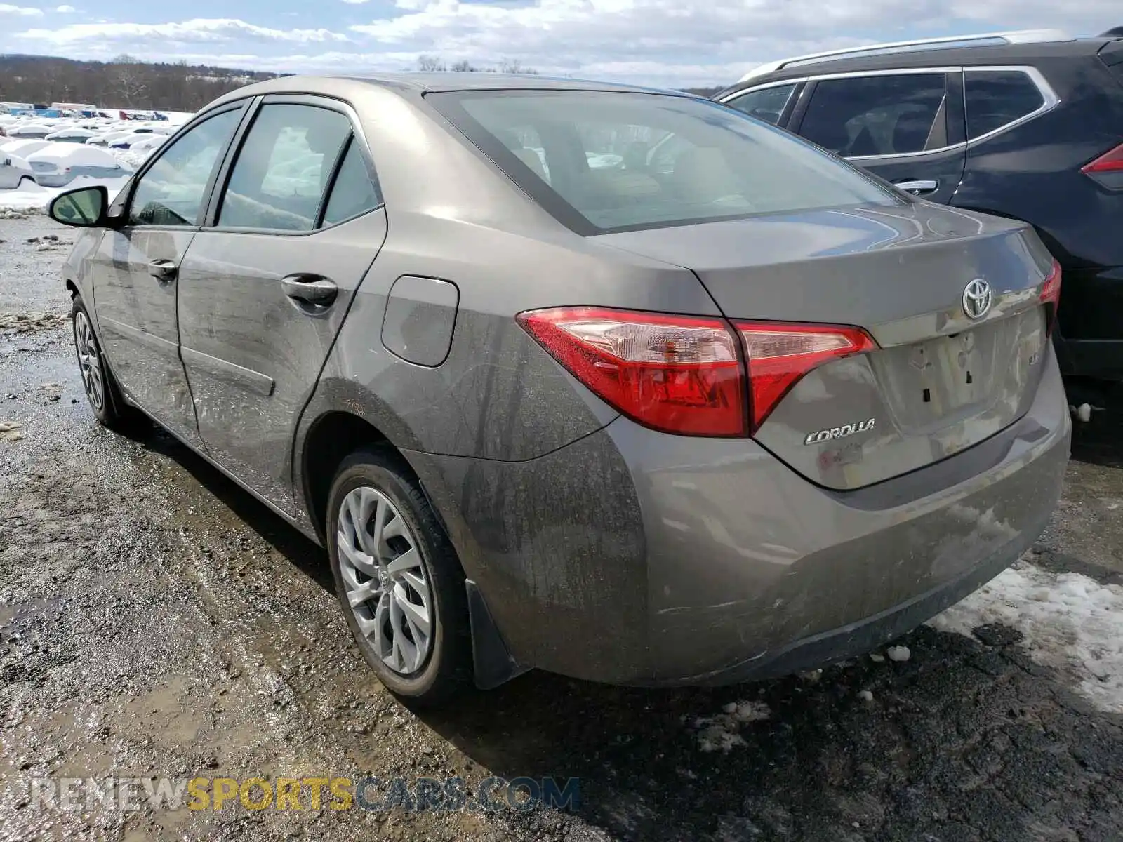 3 Photograph of a damaged car 2T1BURHE7KC187005 TOYOTA COROLLA 2019