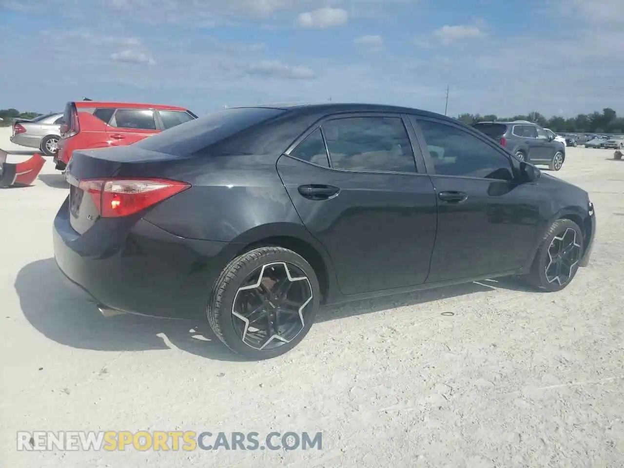 3 Photograph of a damaged car 2T1BURHE7KC202120 TOYOTA COROLLA 2019