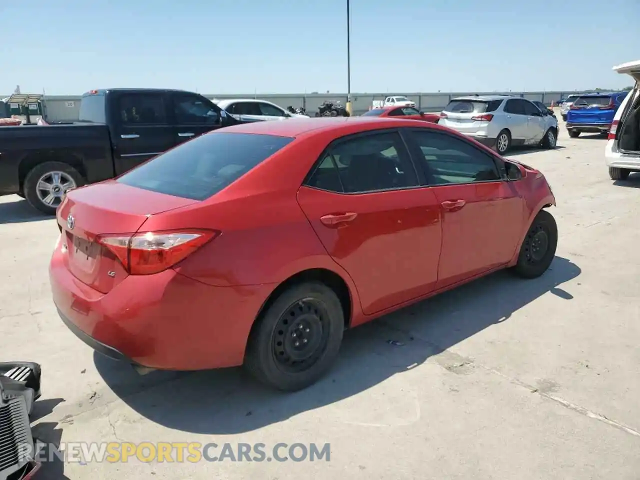3 Photograph of a damaged car 2T1BURHE7KC203381 TOYOTA COROLLA 2019