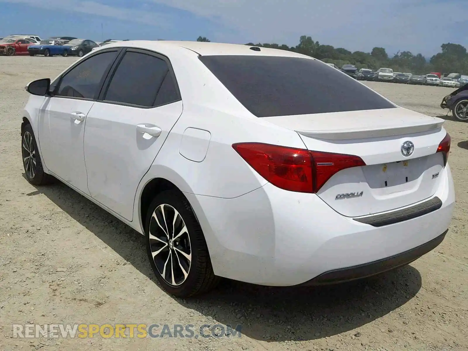 3 Photograph of a damaged car 2T1BURHE7KC204823 TOYOTA COROLLA 2019