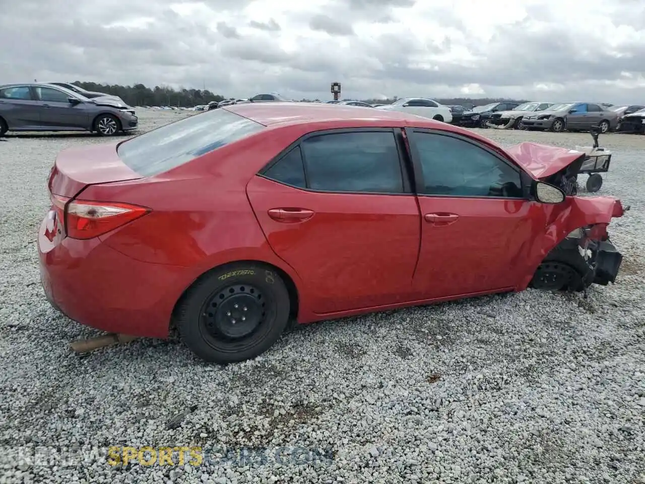 3 Photograph of a damaged car 2T1BURHE7KC205566 TOYOTA COROLLA 2019