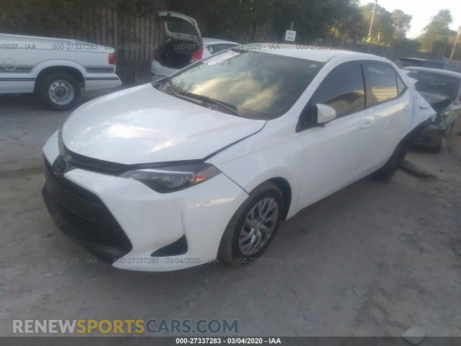 2 Photograph of a damaged car 2T1BURHE7KC205602 TOYOTA COROLLA 2019