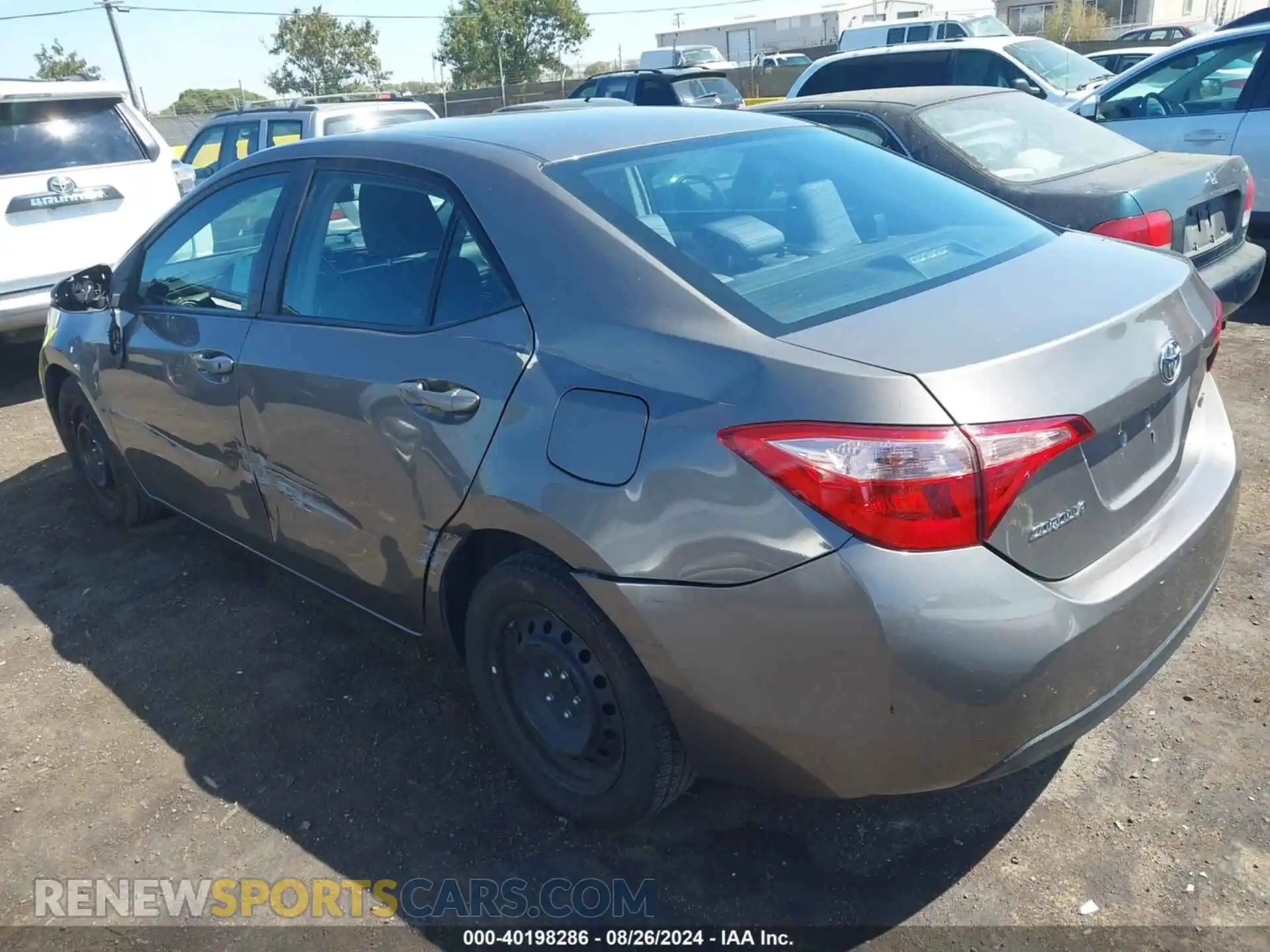 3 Photograph of a damaged car 2T1BURHE7KC211061 TOYOTA COROLLA 2019