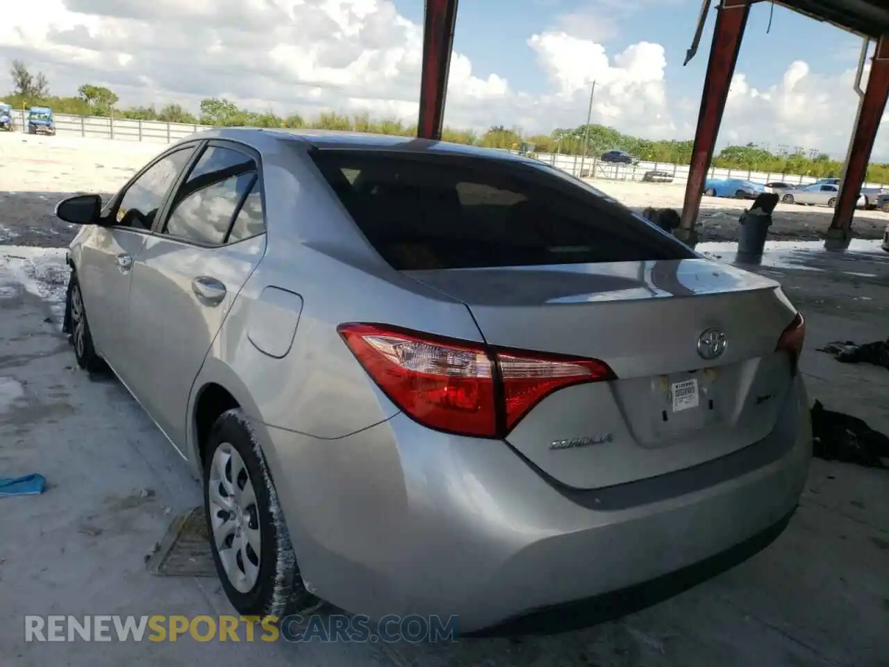 3 Photograph of a damaged car 2T1BURHE7KC211500 TOYOTA COROLLA 2019