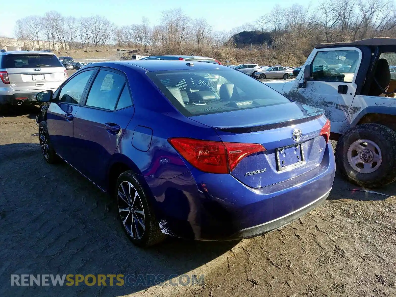 3 Photograph of a damaged car 2T1BURHE7KC214302 TOYOTA COROLLA 2019