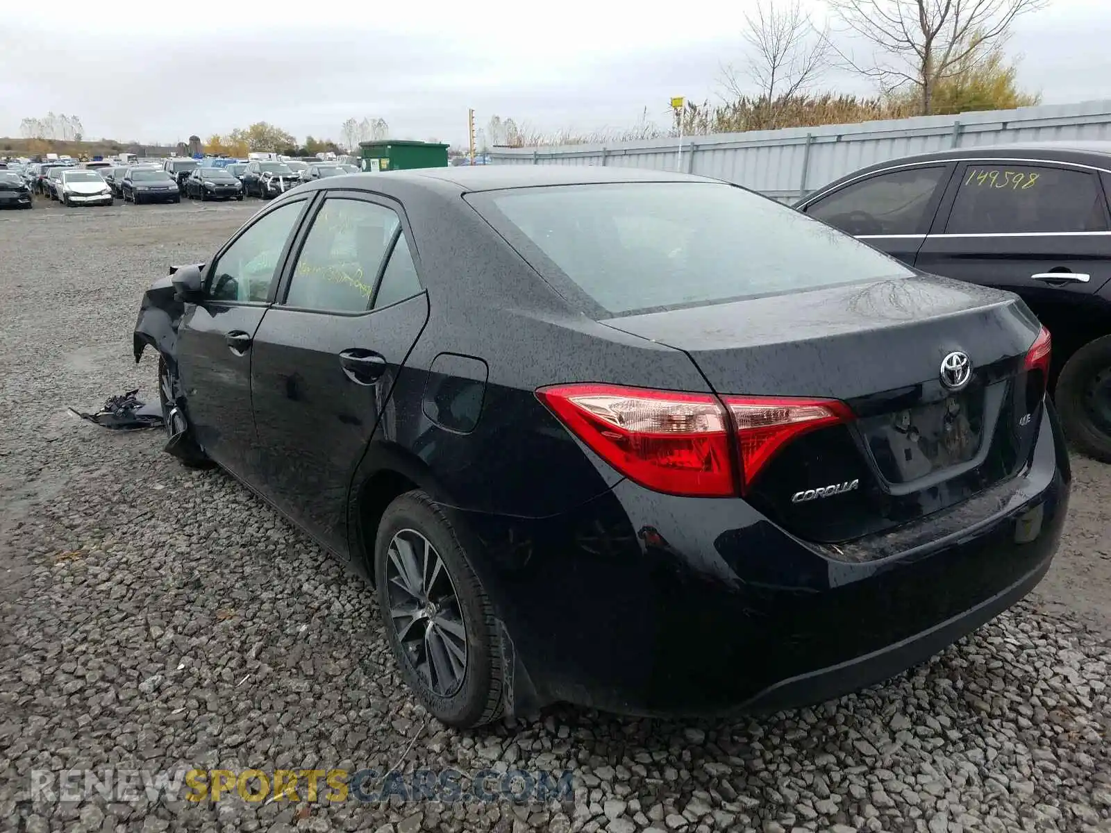 3 Photograph of a damaged car 2T1BURHE7KC225641 TOYOTA COROLLA 2019