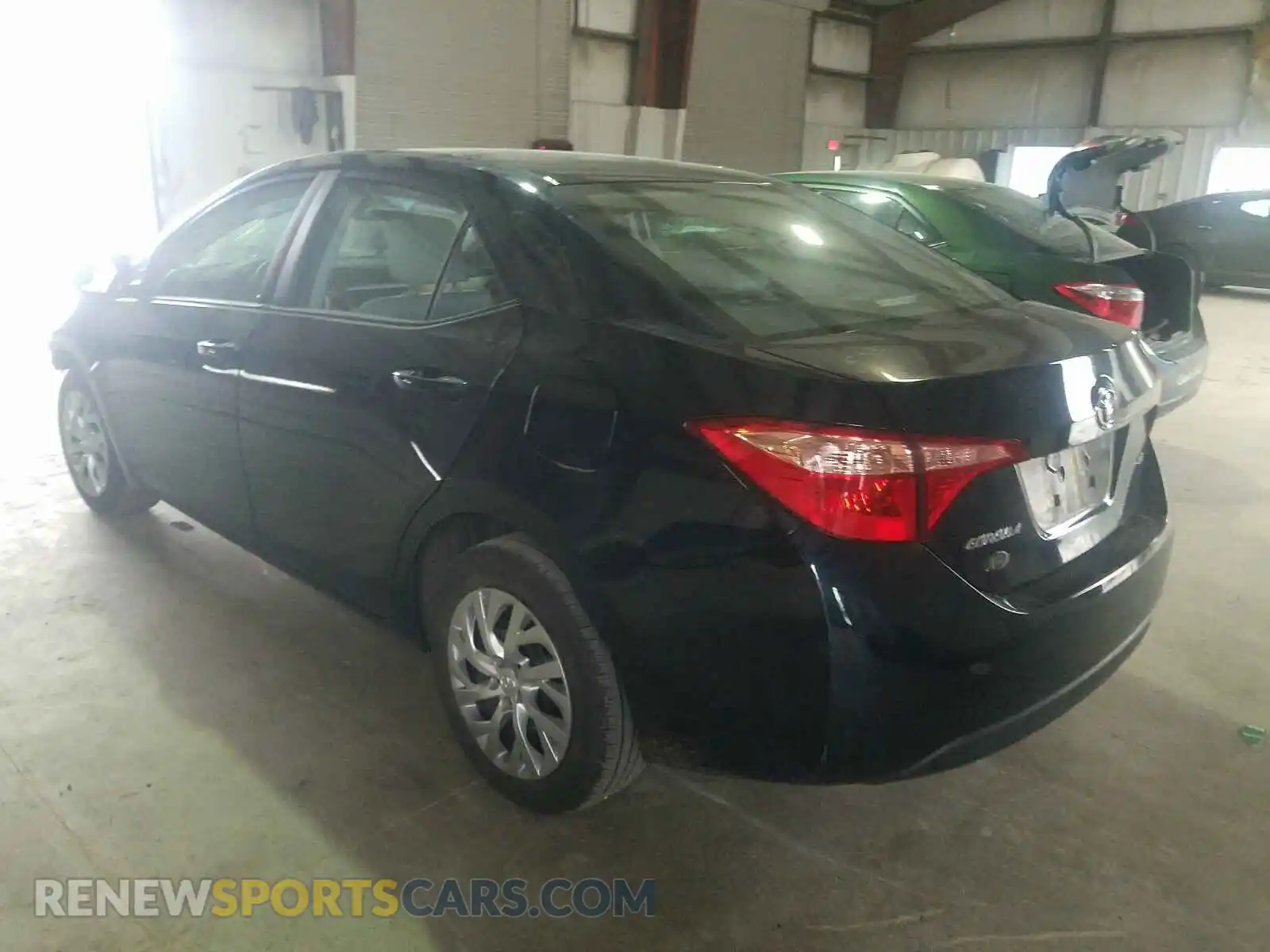 3 Photograph of a damaged car 2T1BURHE7KC228040 TOYOTA COROLLA 2019