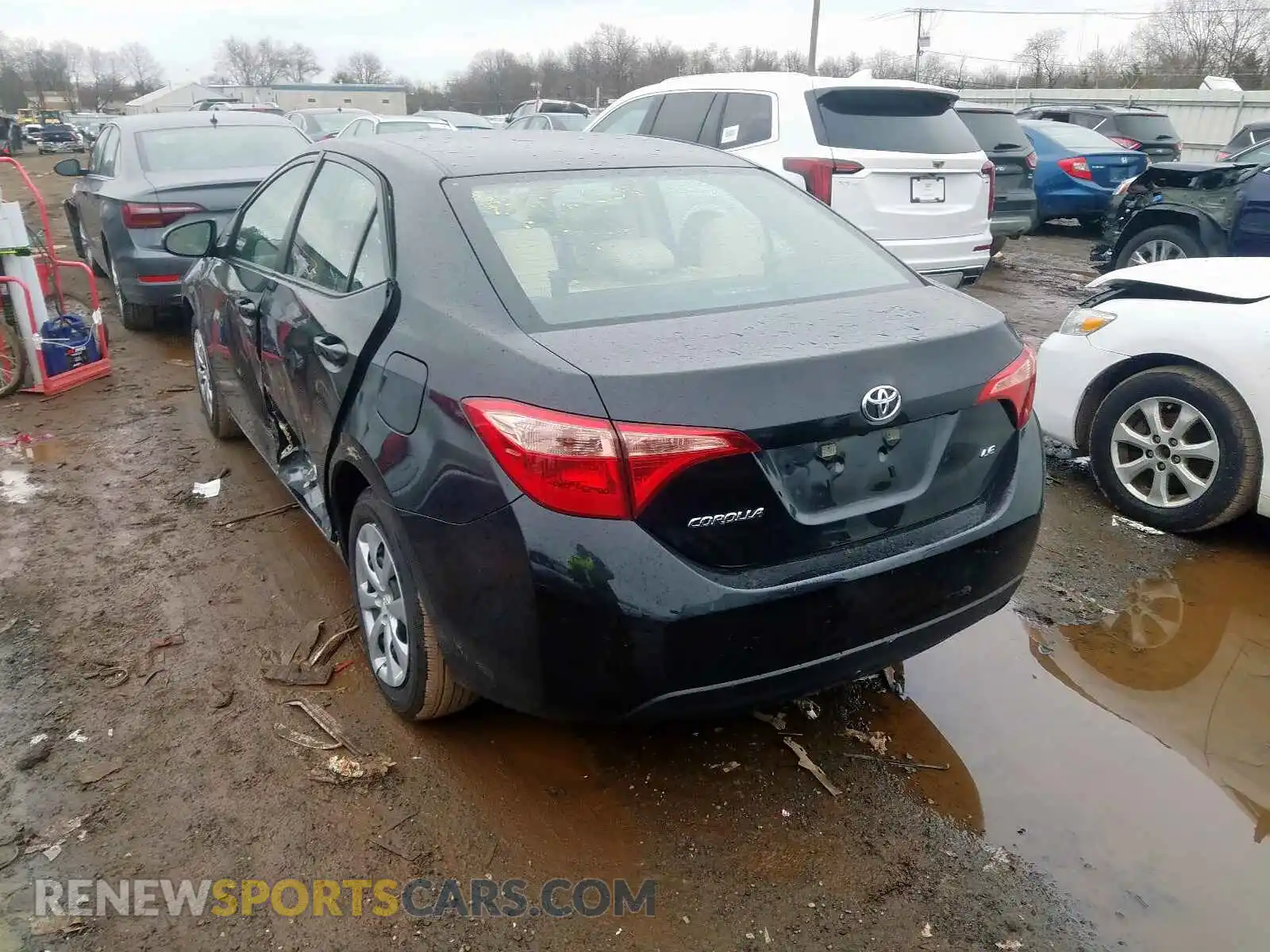 3 Photograph of a damaged car 2T1BURHE7KC231973 TOYOTA COROLLA 2019