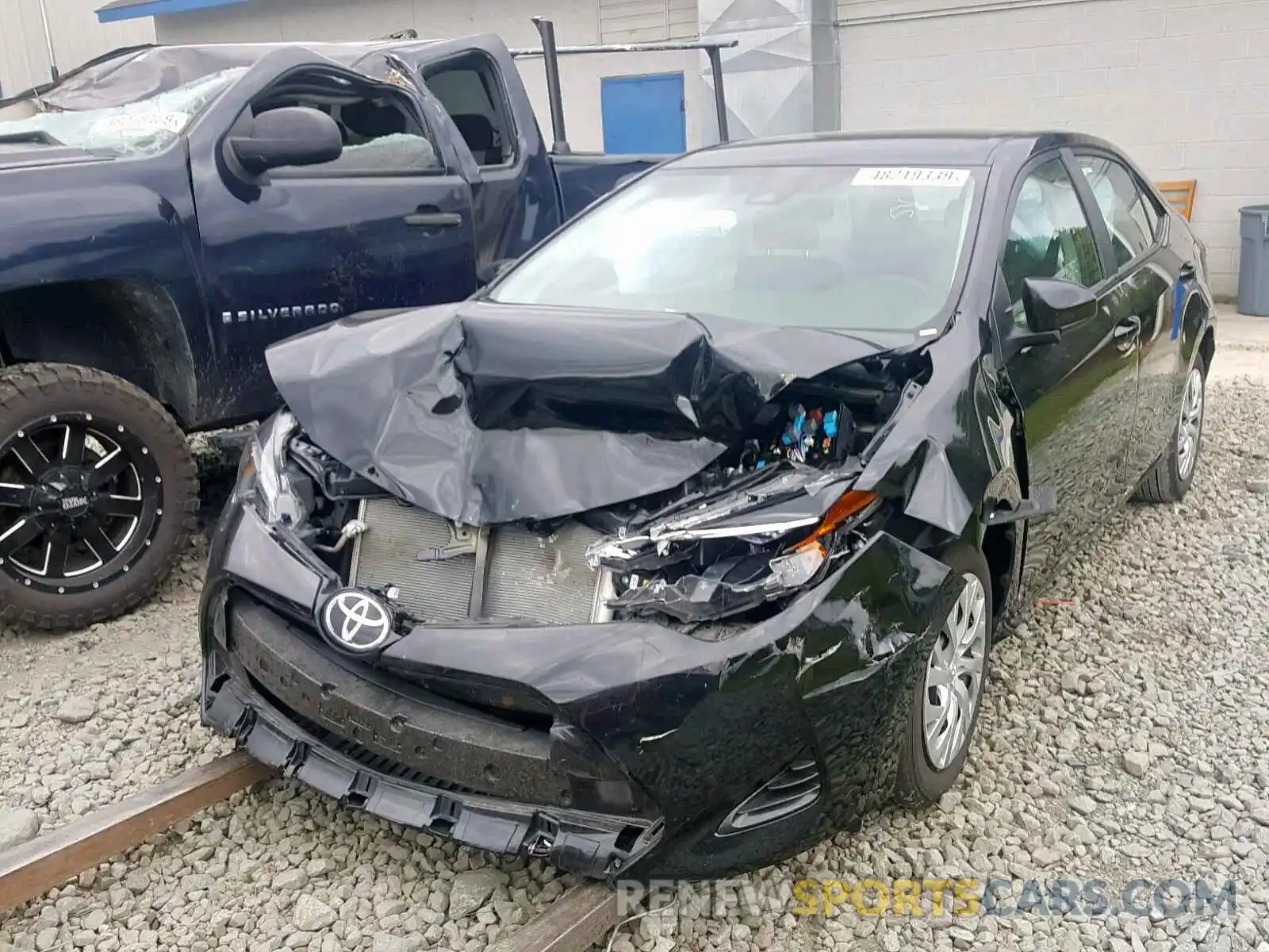 9 Photograph of a damaged car 2T1BURHE7KC237000 TOYOTA COROLLA 2019