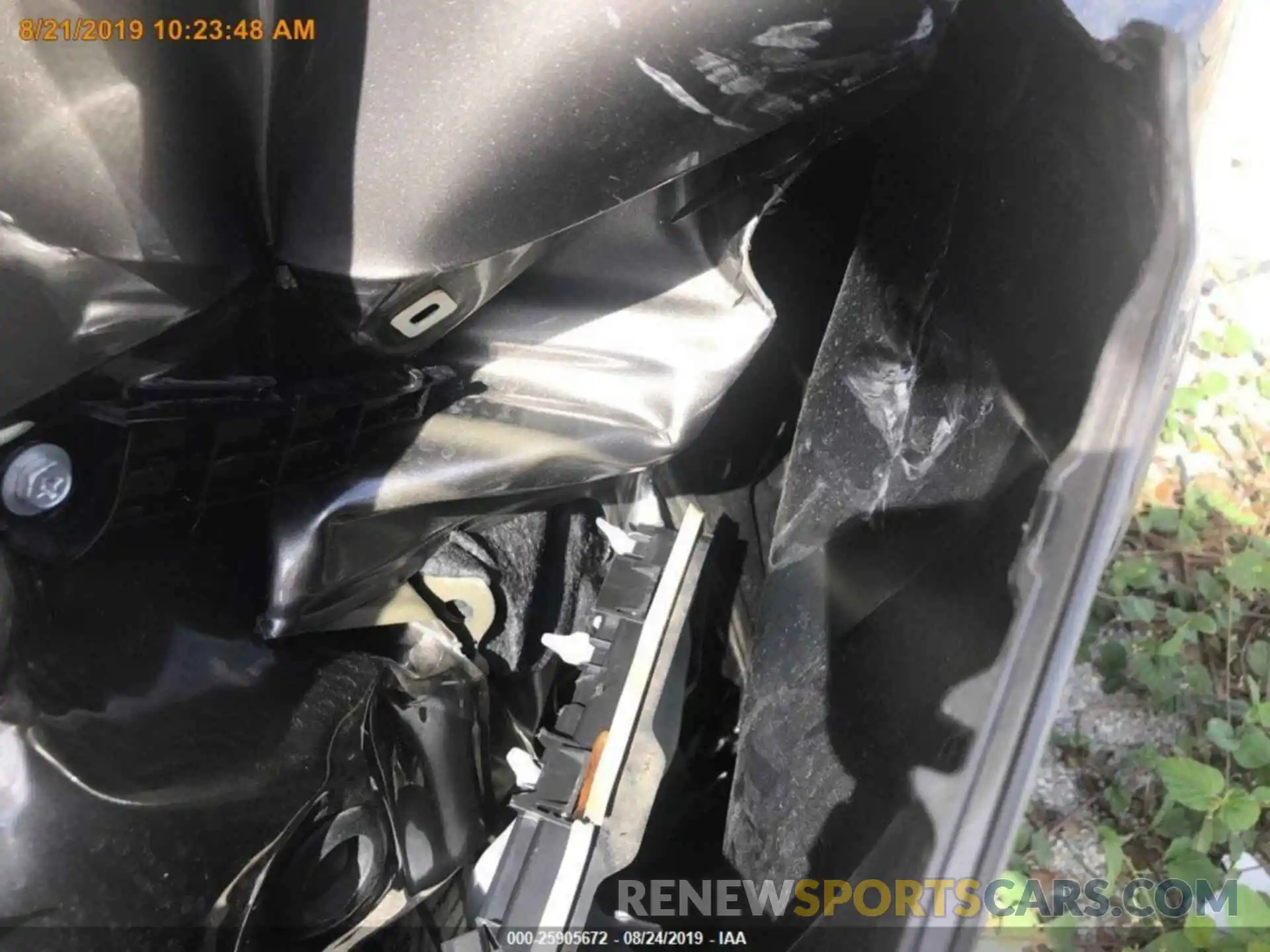15 Photograph of a damaged car 2T1BURHE7KC238261 TOYOTA COROLLA 2019