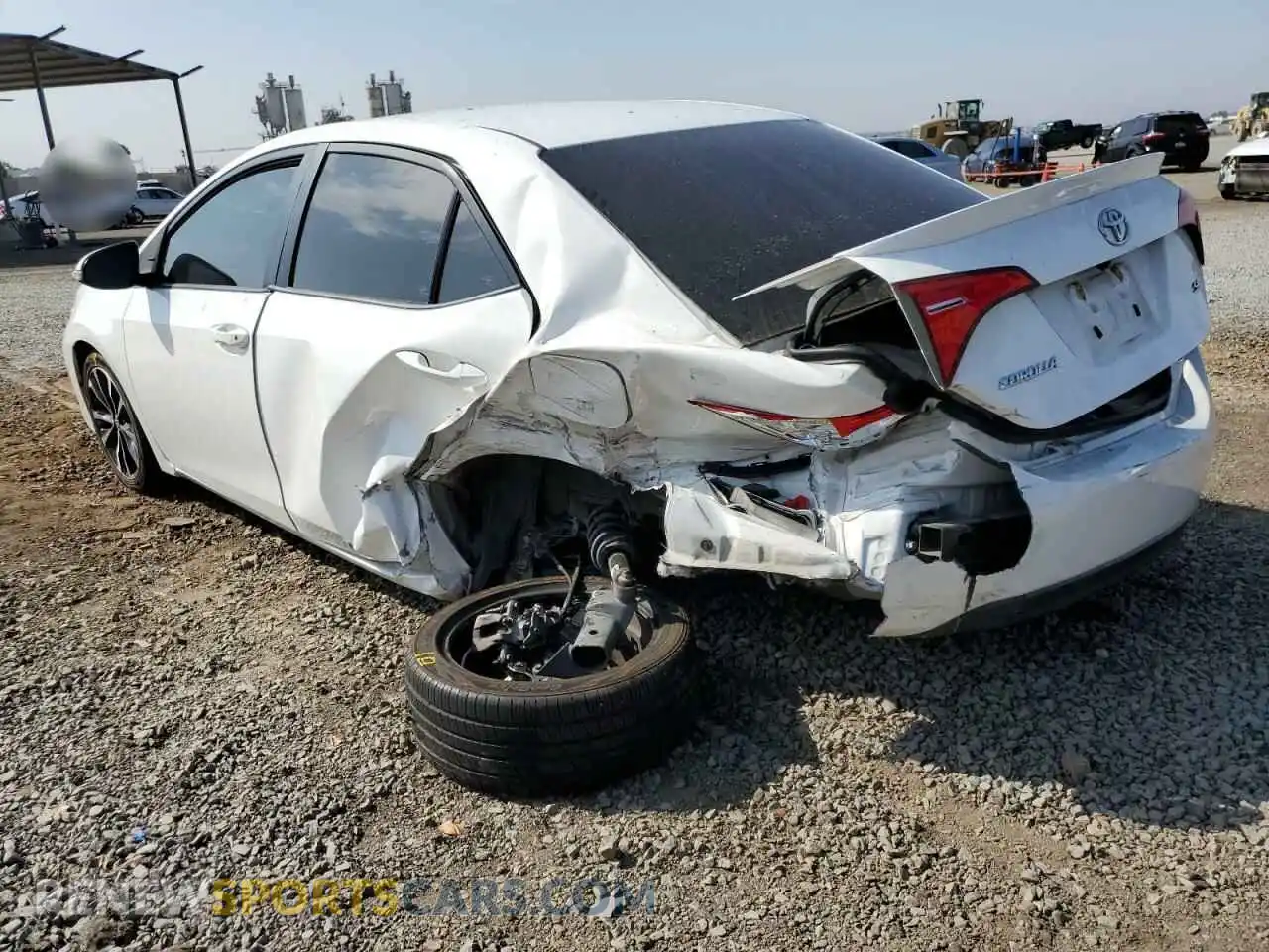 2 Photograph of a damaged car 2T1BURHE7KC240219 TOYOTA COROLLA 2019