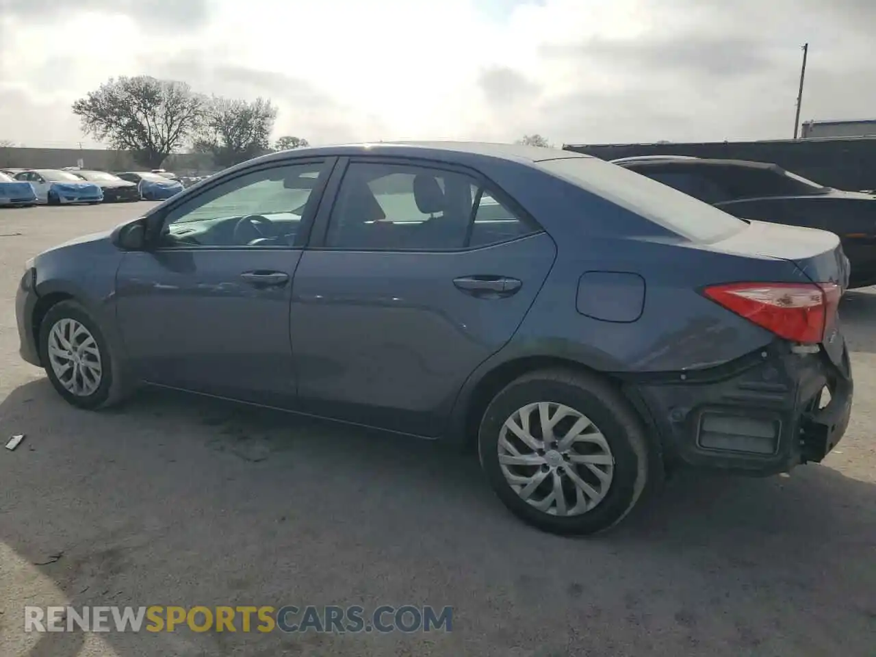2 fotografías del automóvil dañado 2T1BURHE7KC240964 TOYOTA COROLLA 2019