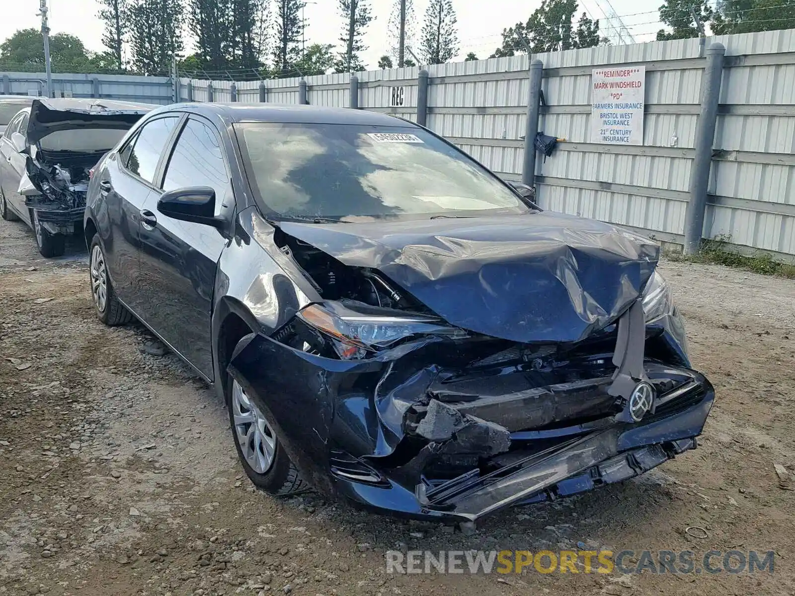 1 Photograph of a damaged car 2T1BURHE8KC125354 TOYOTA COROLLA 2019