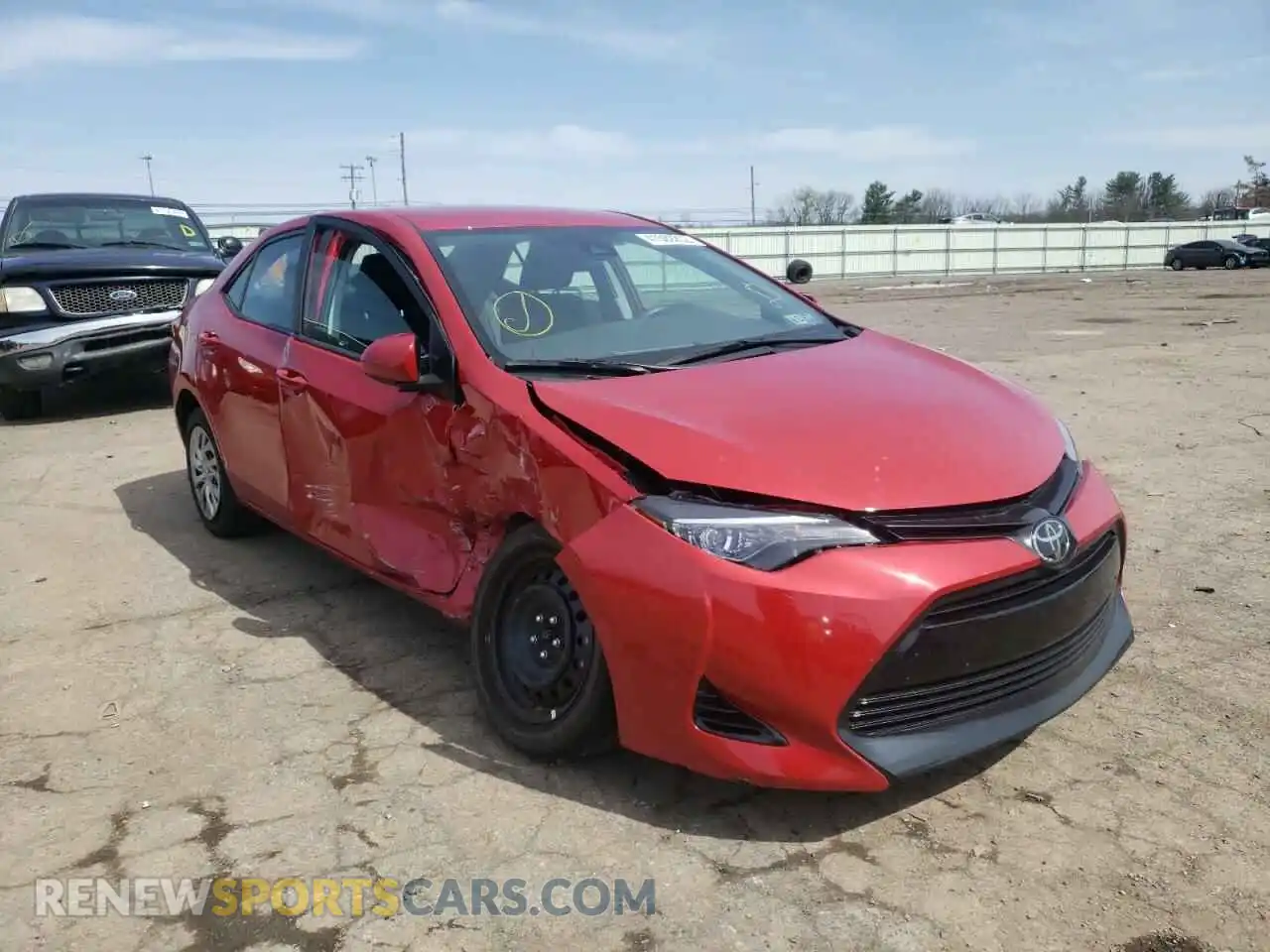 1 Photograph of a damaged car 2T1BURHE8KC126861 TOYOTA COROLLA 2019