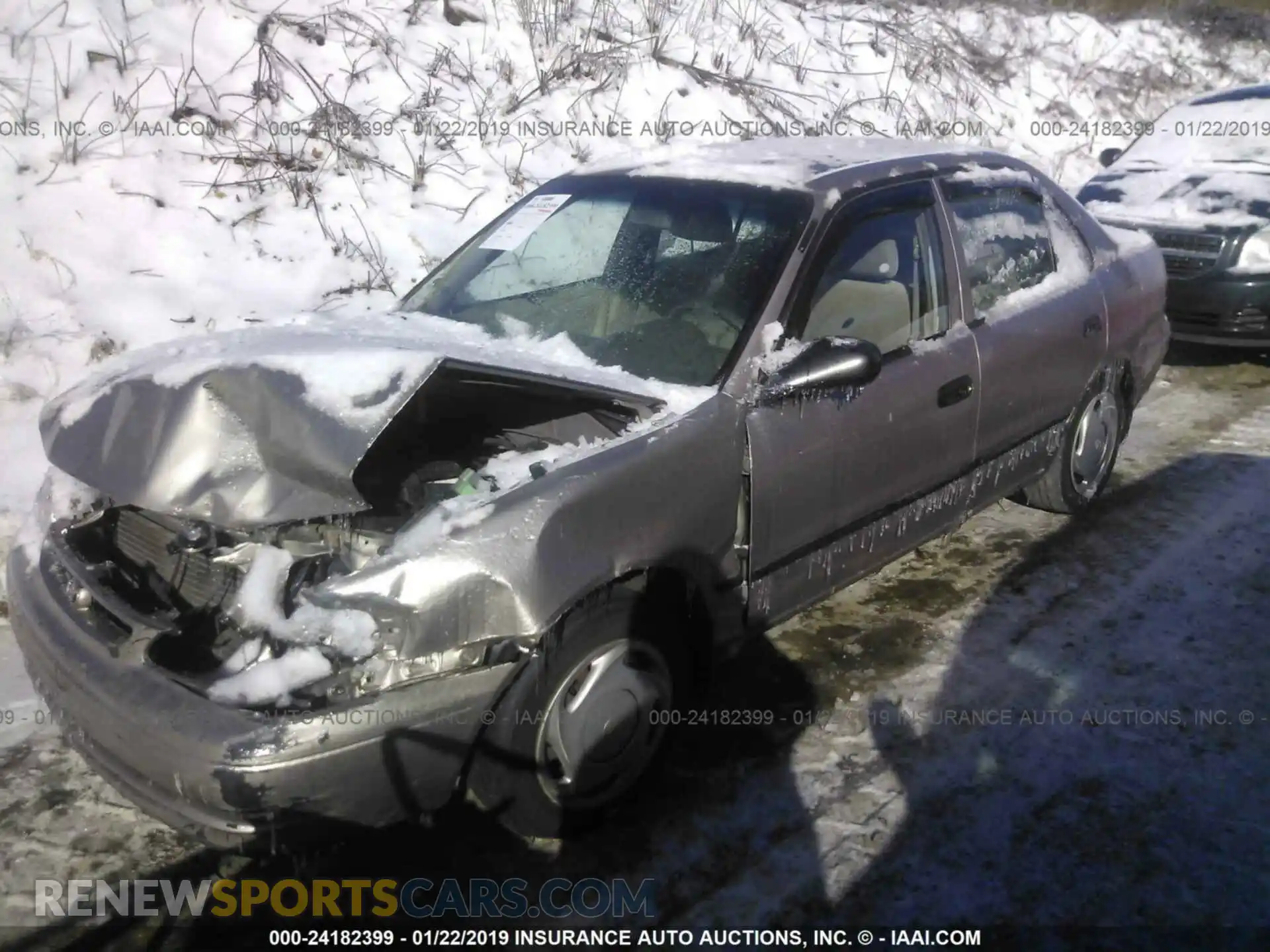 2 Photograph of a damaged car 2T1BURHE8KC128870 TOYOTA COROLLA 2019