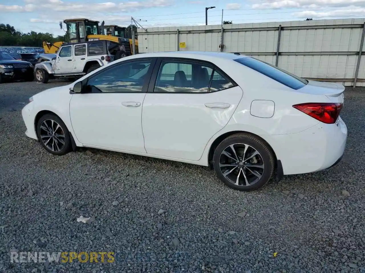 2 Photograph of a damaged car 2T1BURHE8KC136371 TOYOTA COROLLA 2019