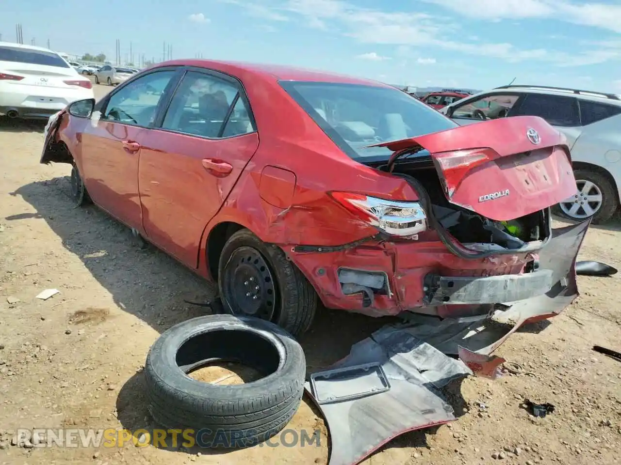 3 Photograph of a damaged car 2T1BURHE8KC143269 TOYOTA COROLLA 2019
