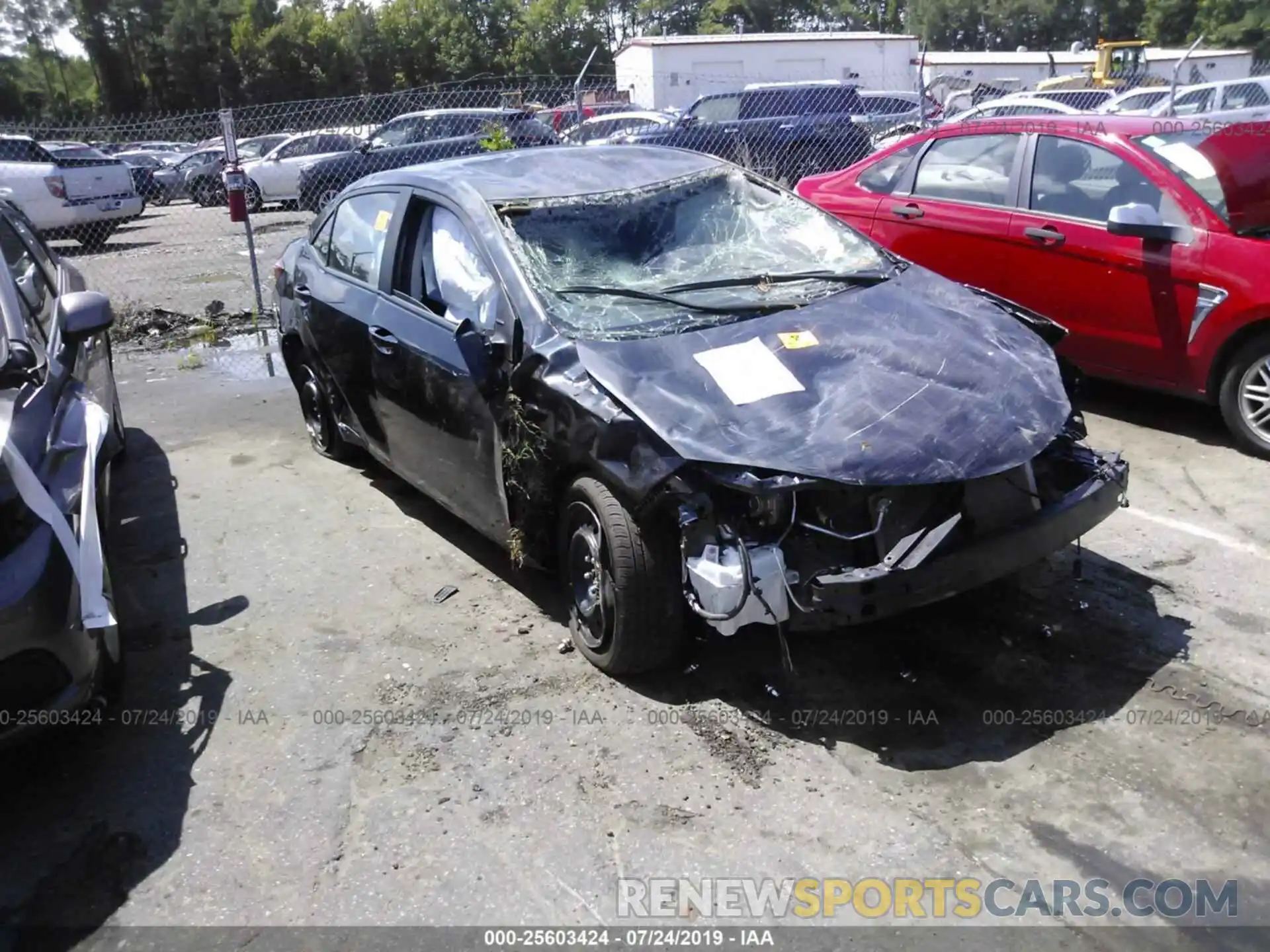 1 Photograph of a damaged car 2T1BURHE8KC147578 TOYOTA COROLLA 2019