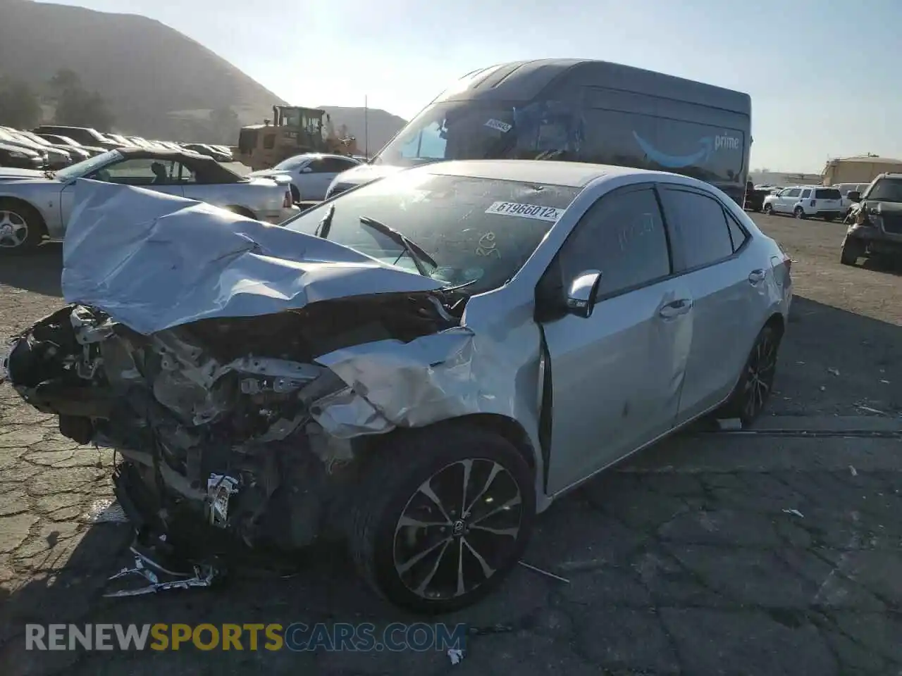 2 Photograph of a damaged car 2T1BURHE8KC158211 TOYOTA COROLLA 2019