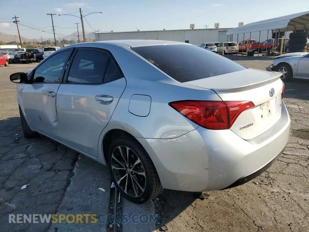 3 Photograph of a damaged car 2T1BURHE8KC158211 TOYOTA COROLLA 2019