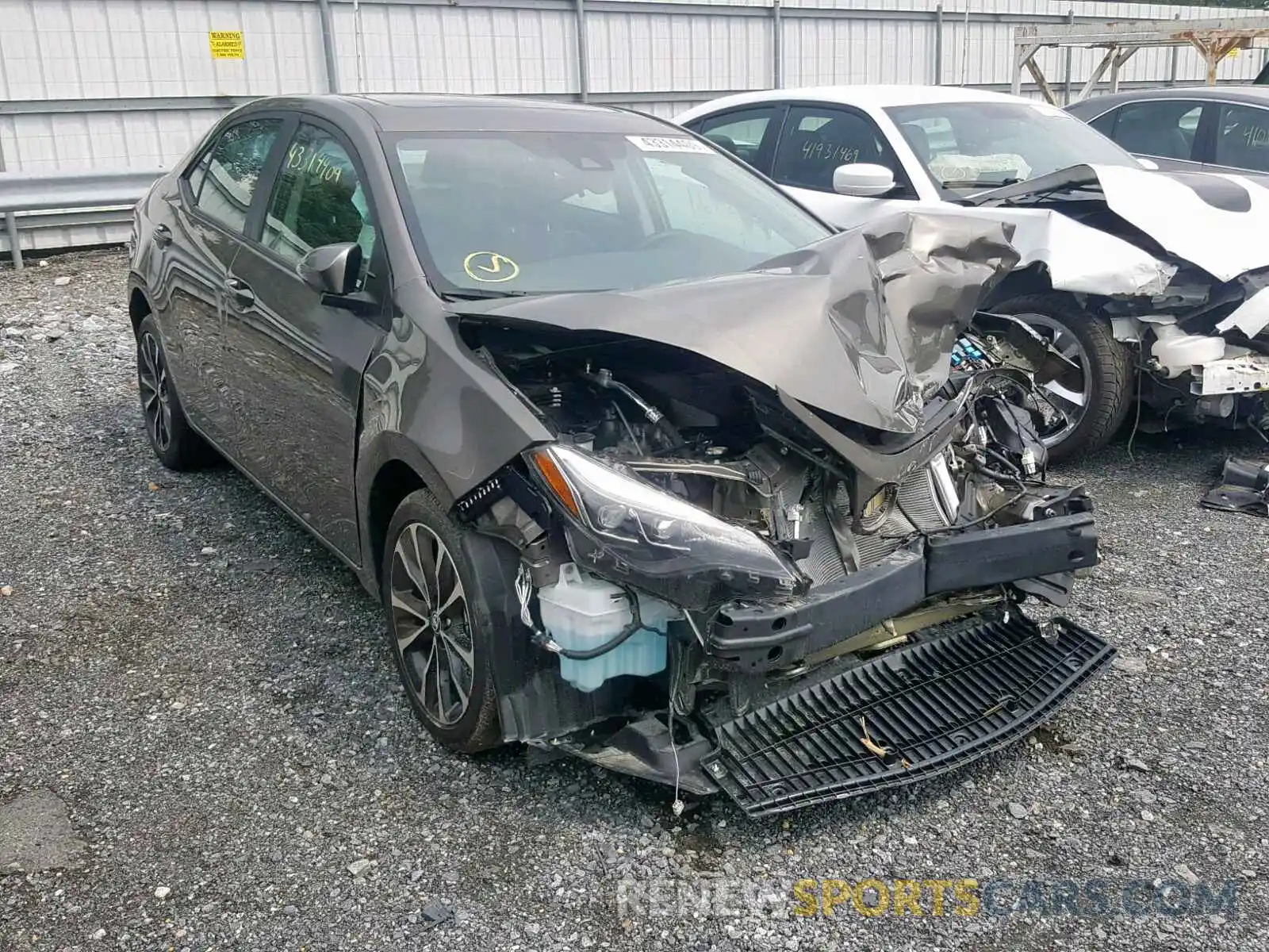 1 Photograph of a damaged car 2T1BURHE8KC160704 TOYOTA COROLLA 2019