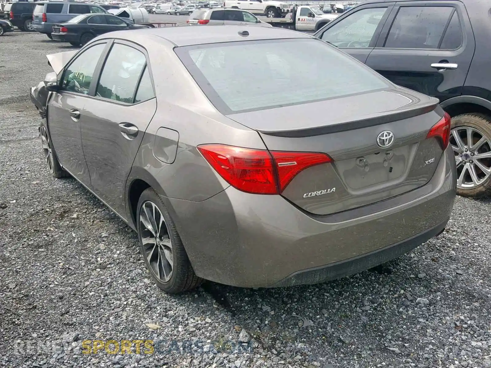 3 Фотография поврежденного автомобиля 2T1BURHE8KC160704 TOYOTA COROLLA 2019