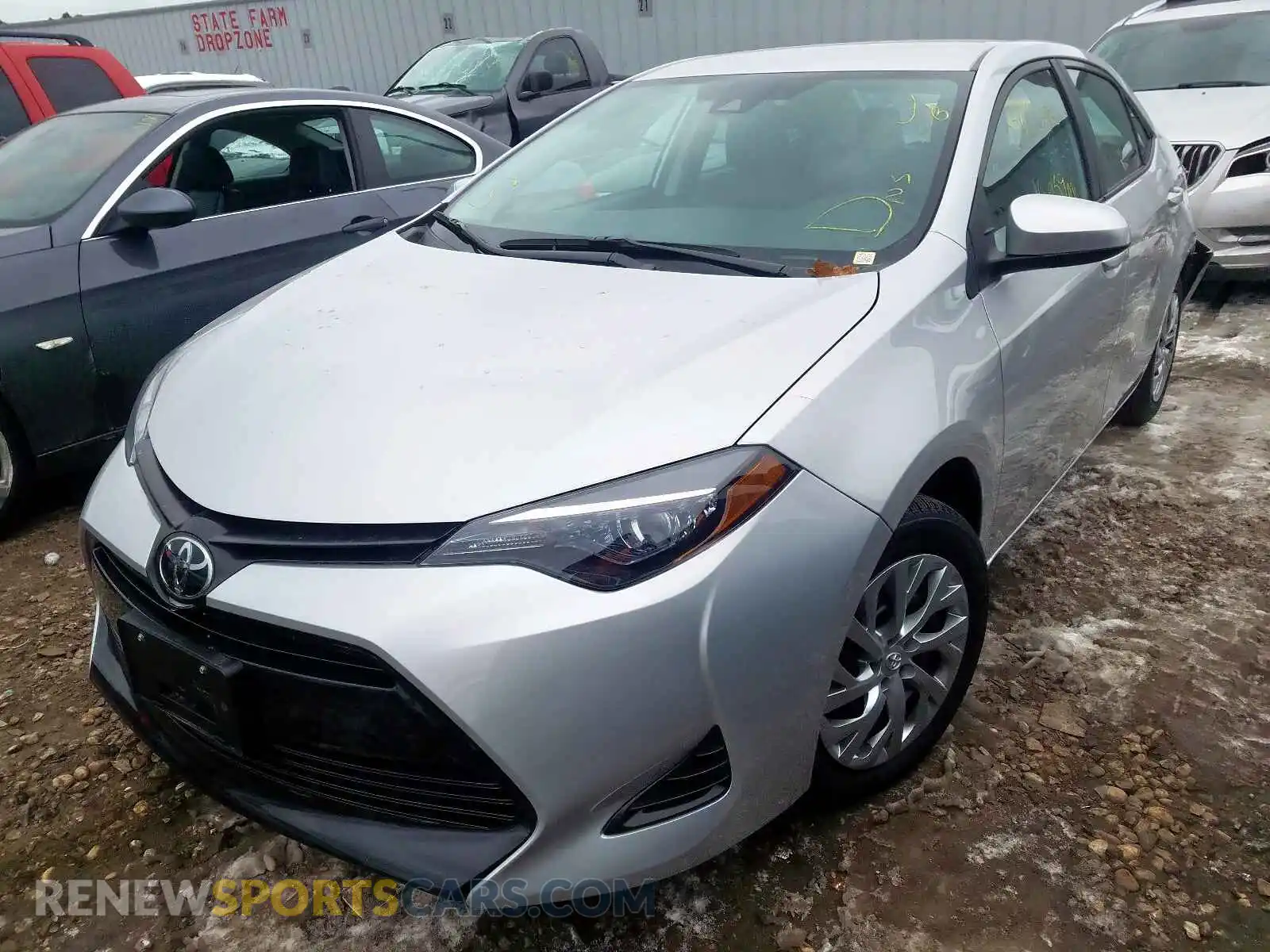 2 Photograph of a damaged car 2T1BURHE8KC164848 TOYOTA COROLLA 2019