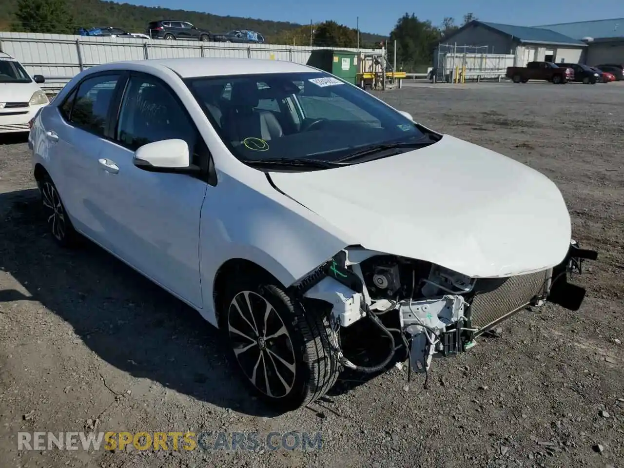 1 Photograph of a damaged car 2T1BURHE8KC170875 TOYOTA COROLLA 2019